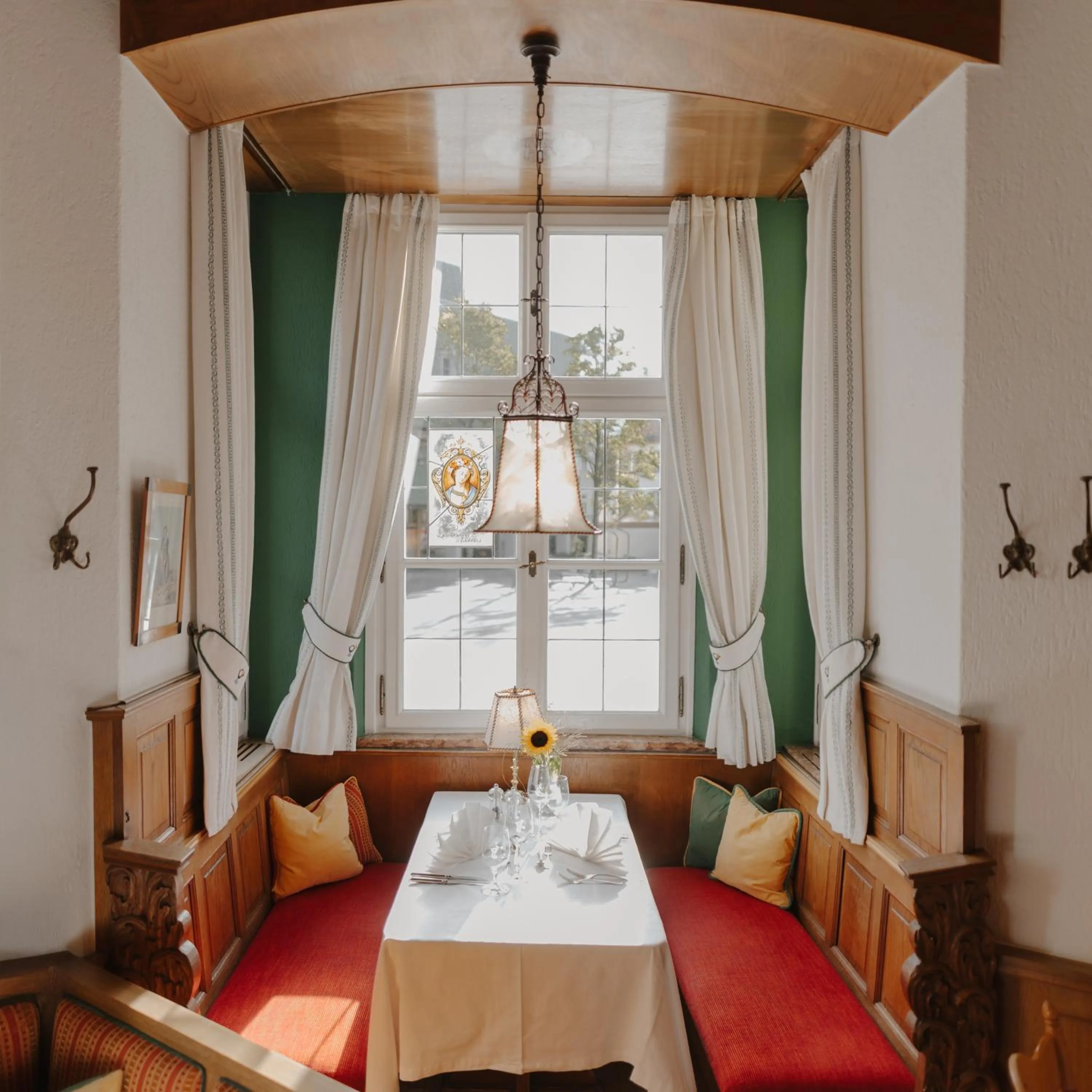 Restaurant/places to eat, Bed in Romantik Hotel zur Post