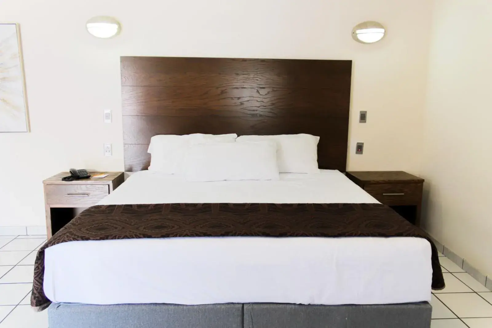 Deluxe Double or Twin Room in Hotel Sntenario Deluxe Double or Twin Room in Hotel Sntenario