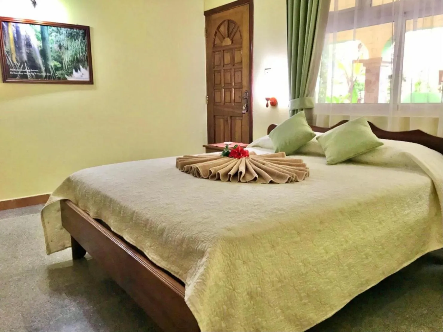 Bedroom, Bed in Villa Bananier