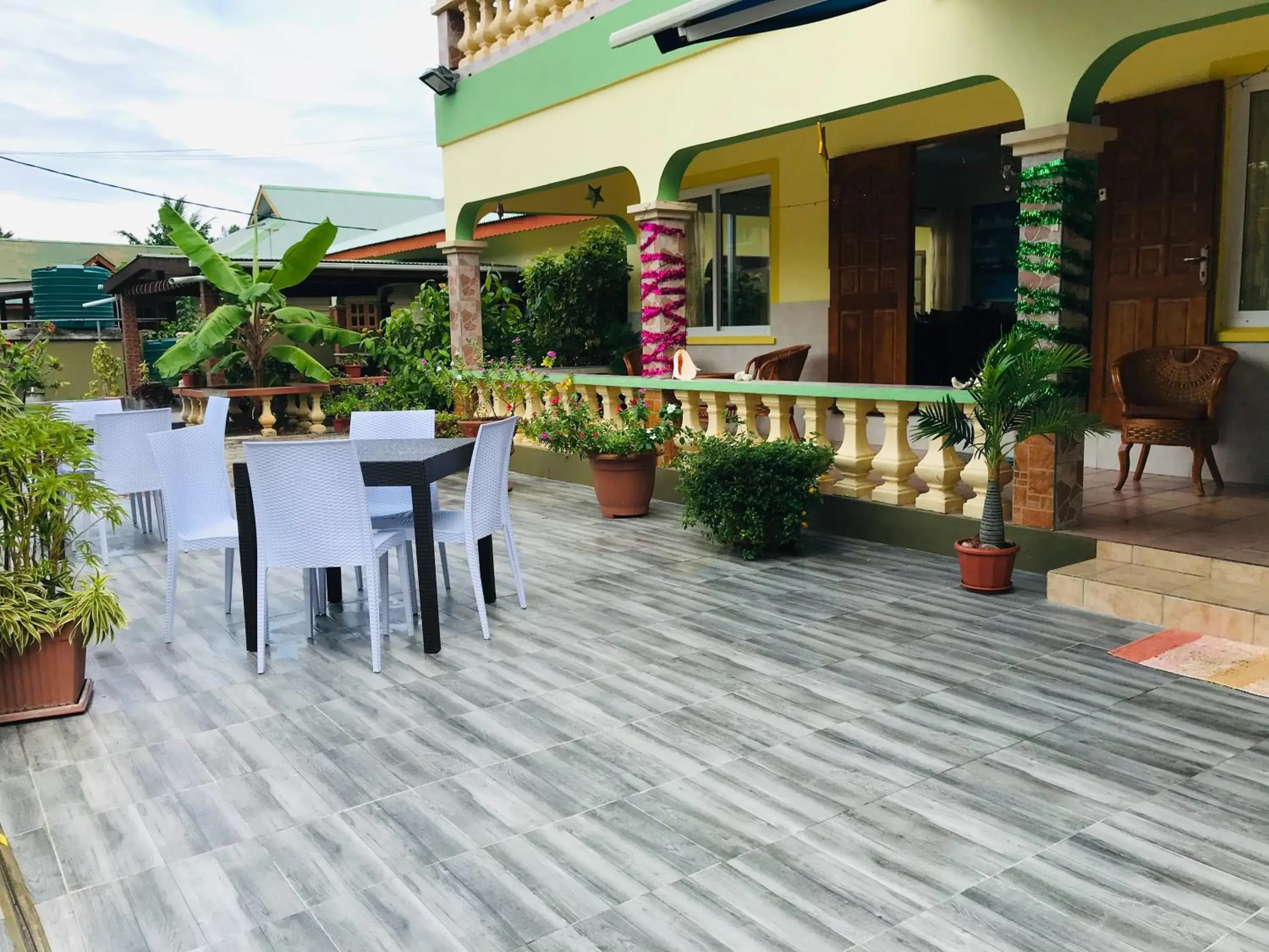 Facade/entrance in Villa Bananier Facade/entrance in Villa Bananier