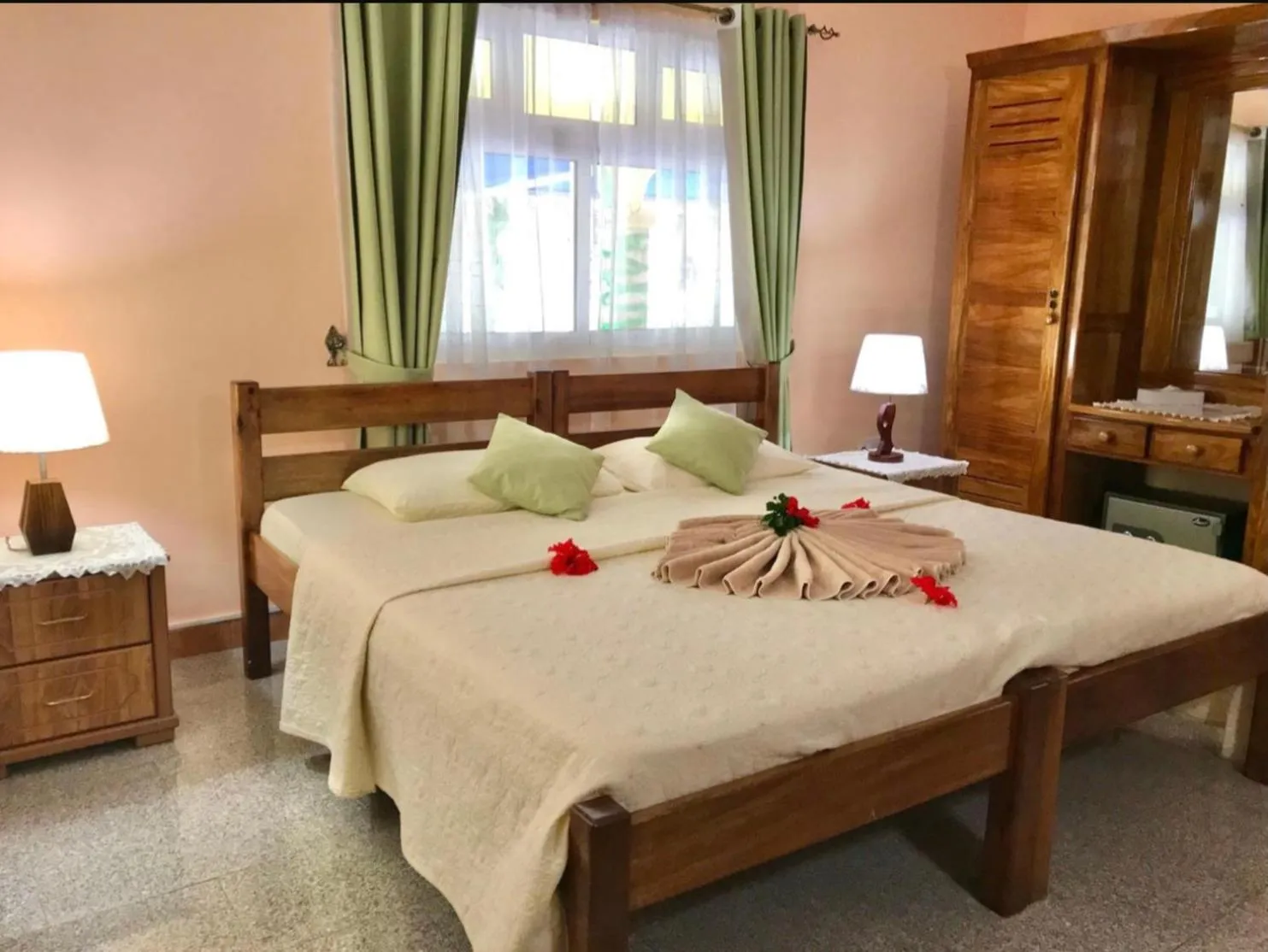 Bedroom, Bed in Villa Bananier