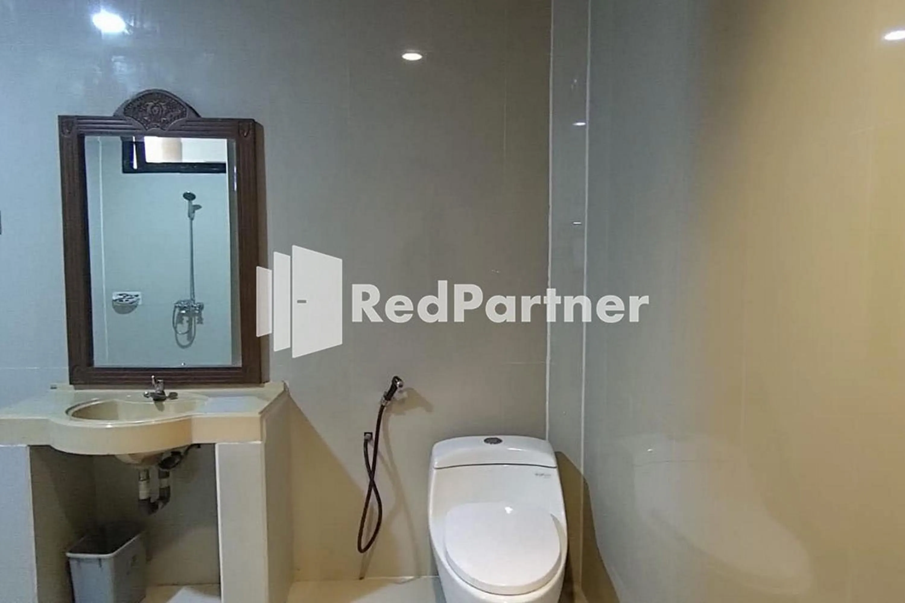 Bathroom in Hotel Abna Sangatta Mitra RedDoorz