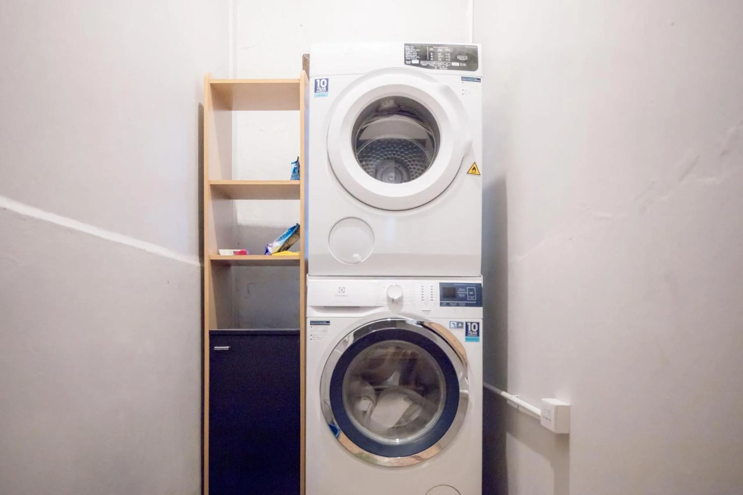washing machine in Hostel Lemon Siam Petchaburi Road