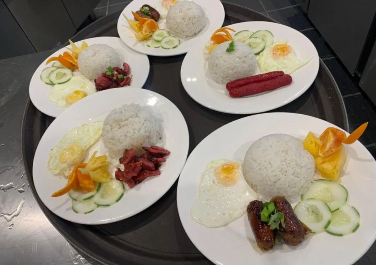 Breakfast in Fan's Hotel Baybay