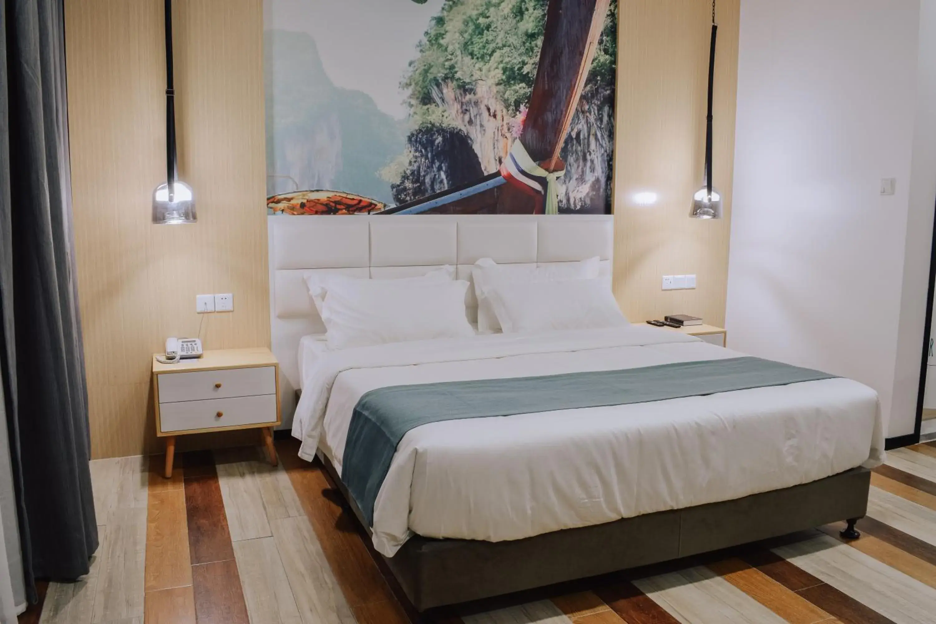 Bedroom, Bed in Fan's Hotel Baybay Bedroom, Bed in Fan's Hotel Baybay