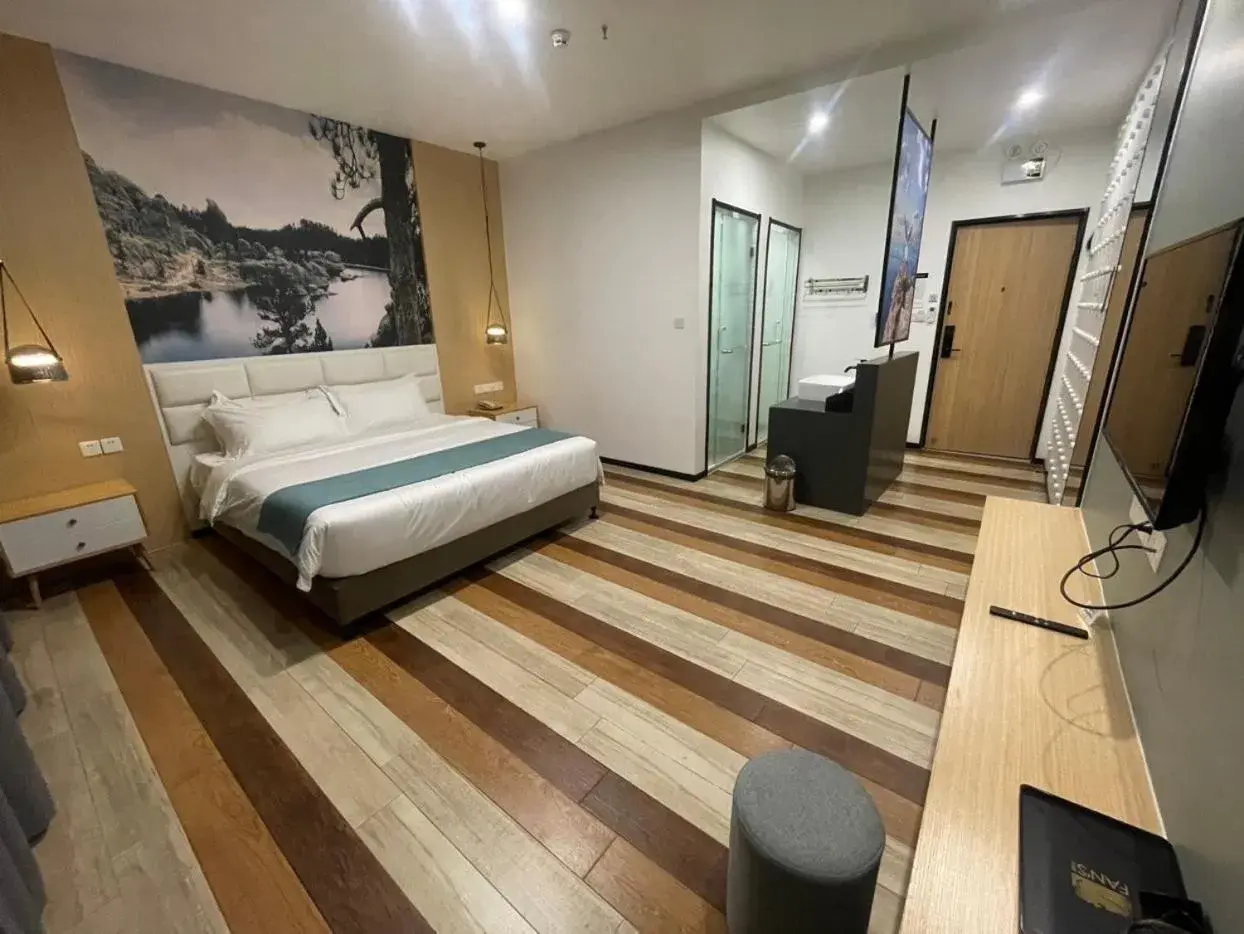 Bed in Fan's Hotel Baybay Bed in Fan's Hotel Baybay