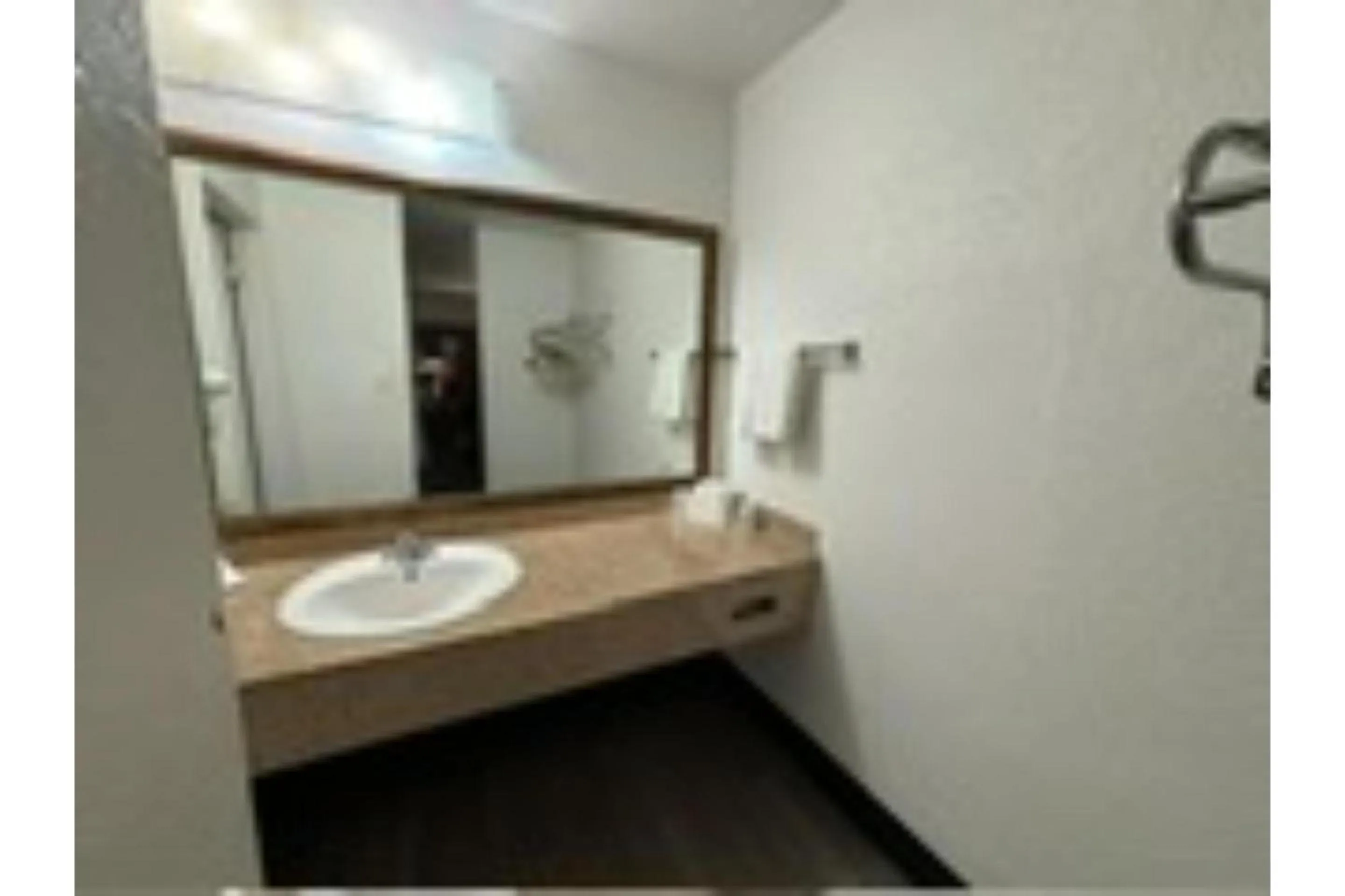 Bathroom in Motel 6 Mesa, AZ - Downtown