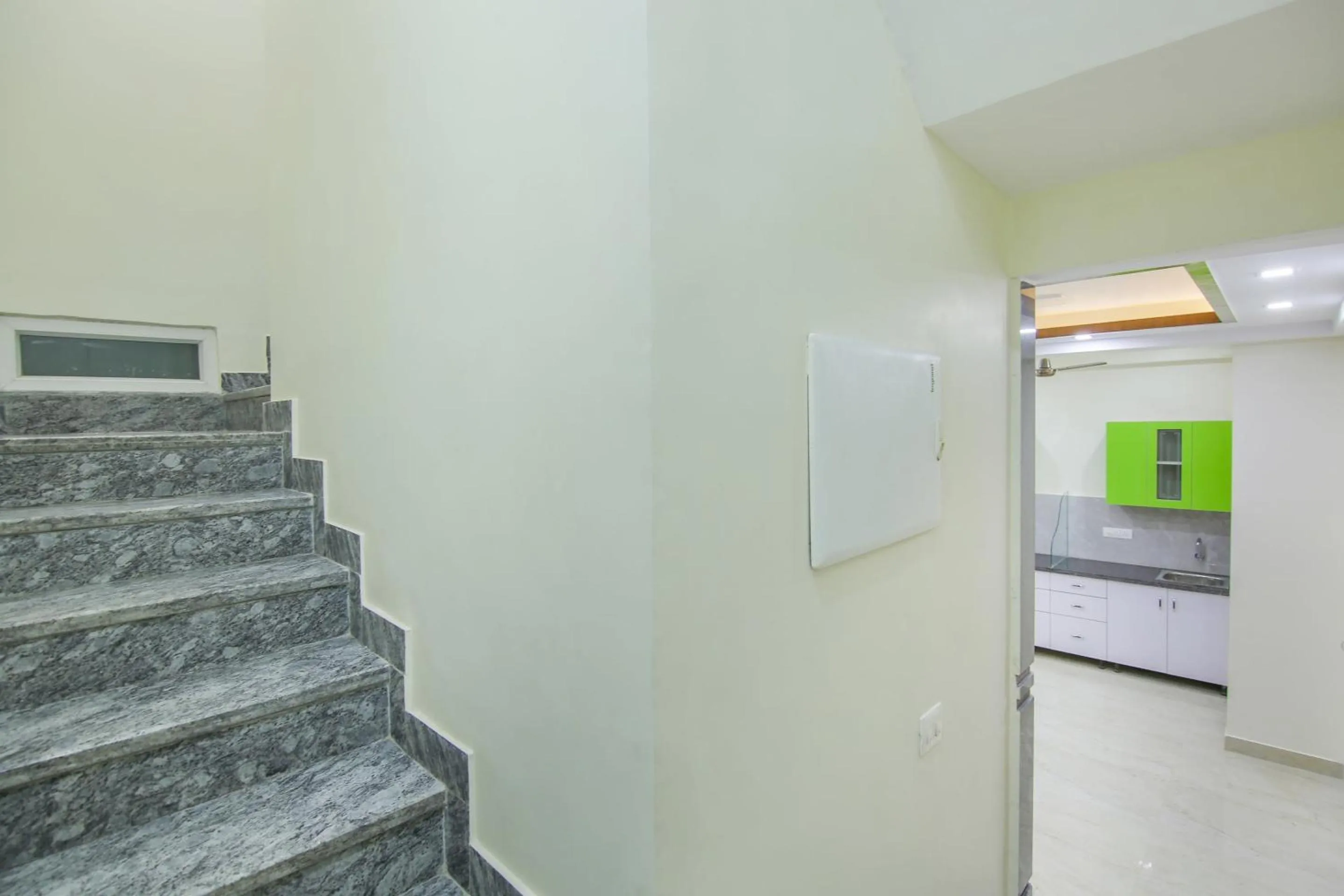 Lobby or reception in Collection O Corporate Suite Near Omaxe Celebration Mall