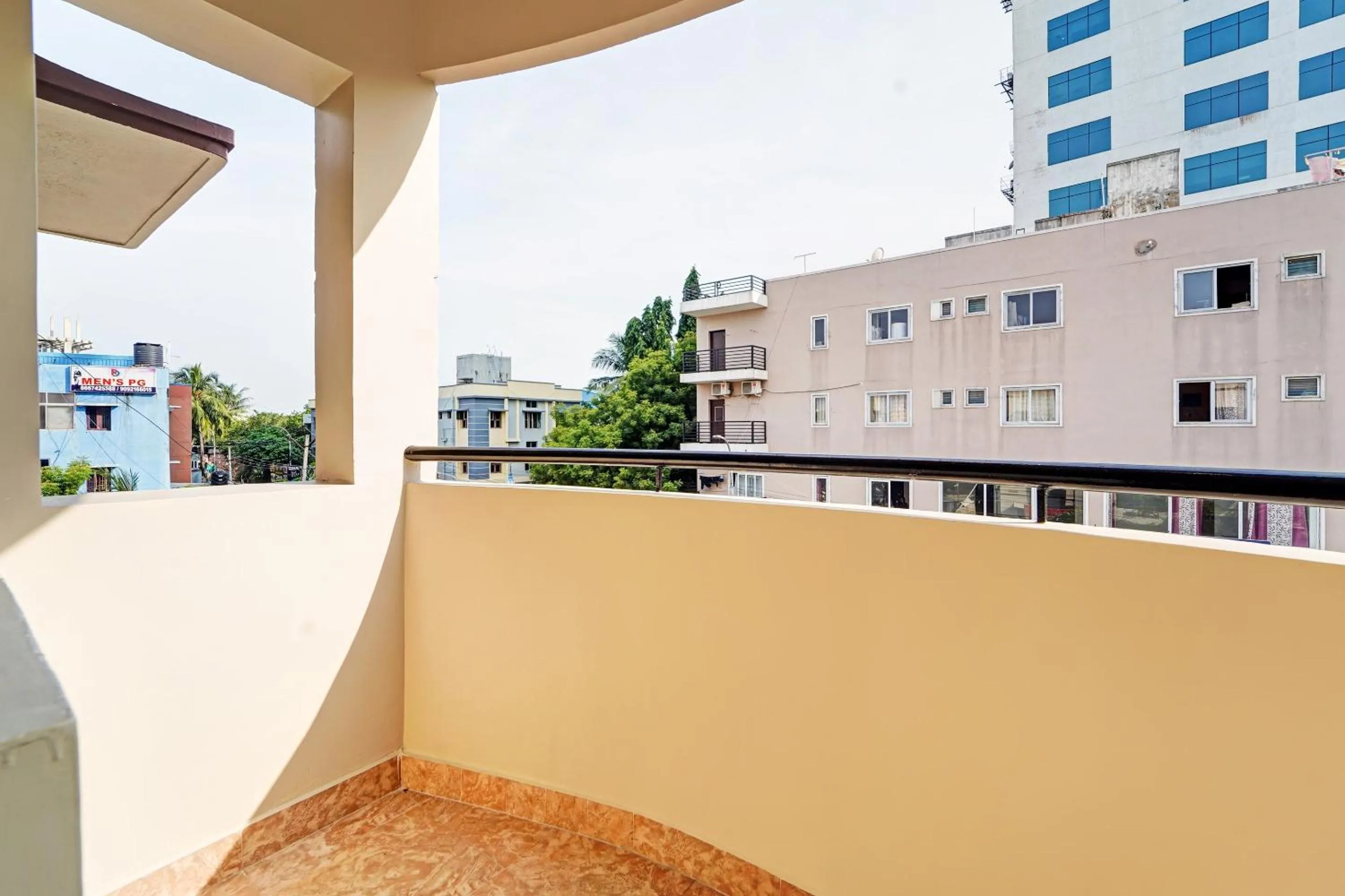 Bedroom in Collection O Senthamizh Residency
