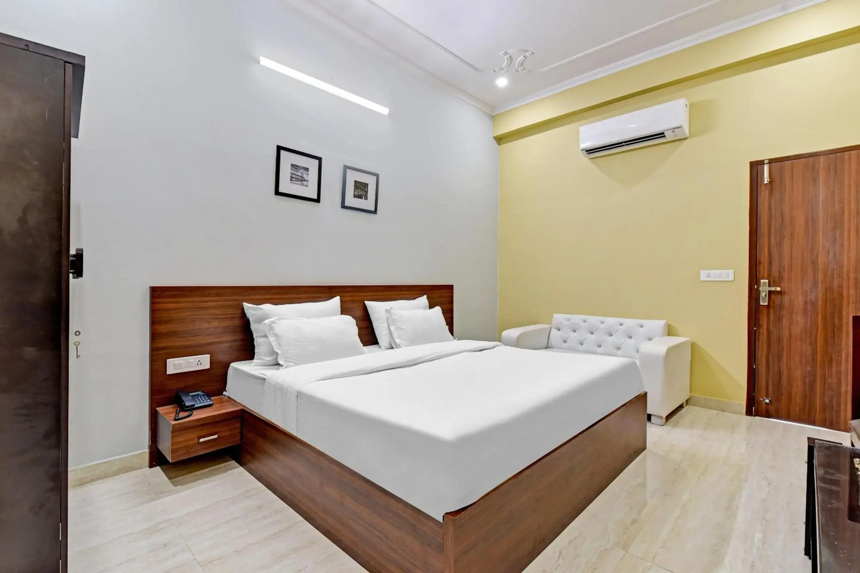 Facade/entrance in Hotel O Shri Ganesh Facade/entrance in Hotel O Shri Ganesh