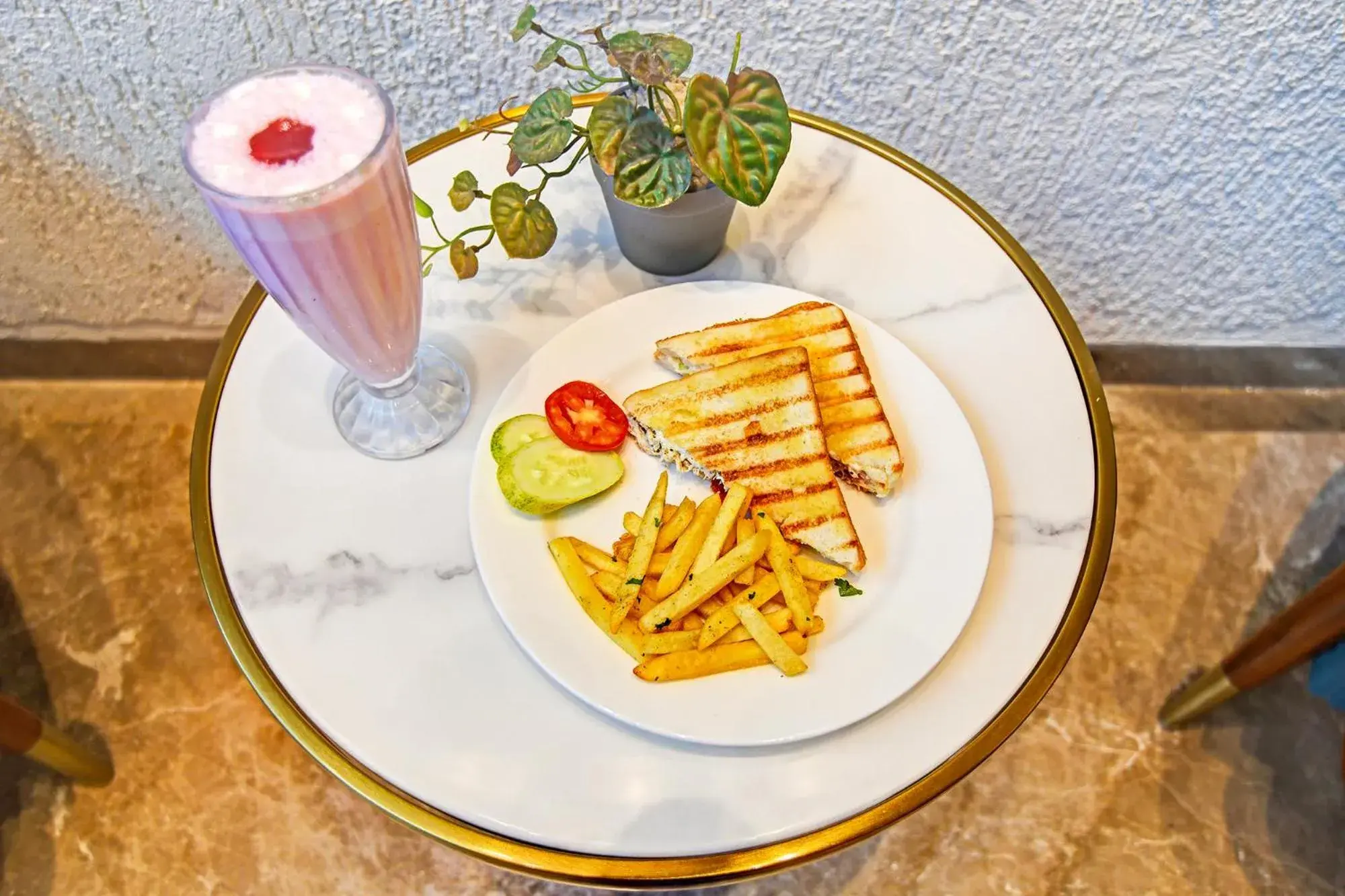 Restaurant/places to eat in FabHotel Kzar Select - Nr US Consulate Restaurant/places to eat in FabHotel Kzar Select - Nr US Consulate