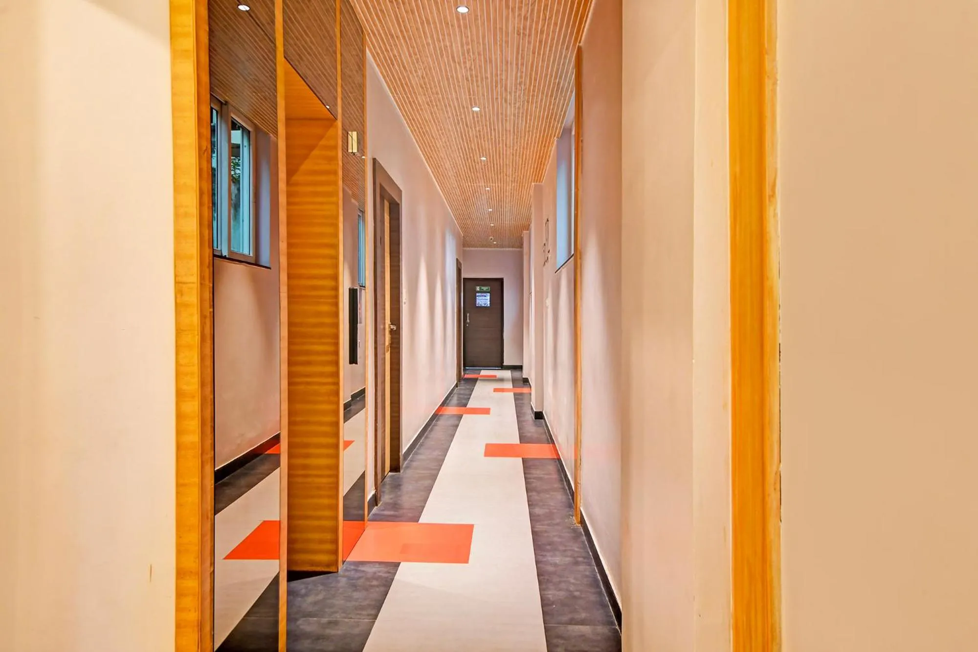 Lobby or reception in FabHotel Kzar Select - Nr US Consulate