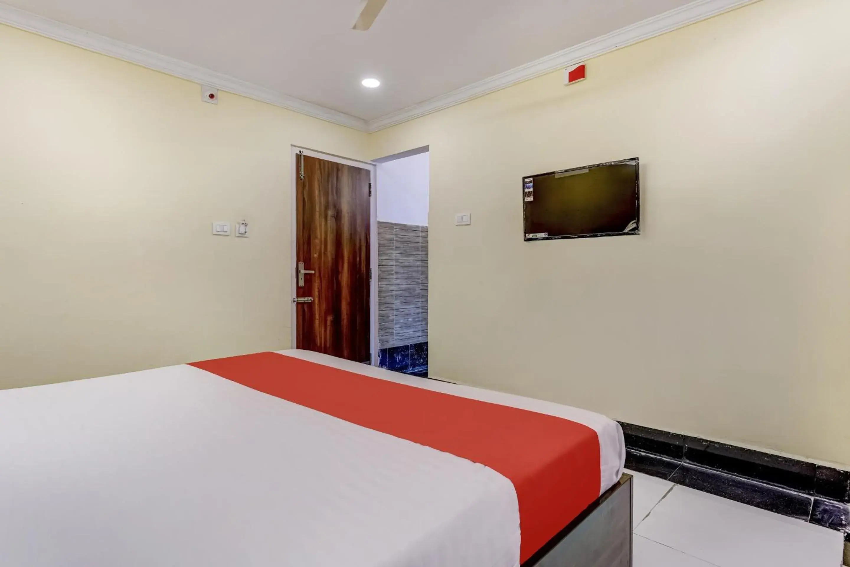 Bedroom, Bed in Collection O Srinivasa Residency Bedroom, Bed in Collection O Srinivasa Residency