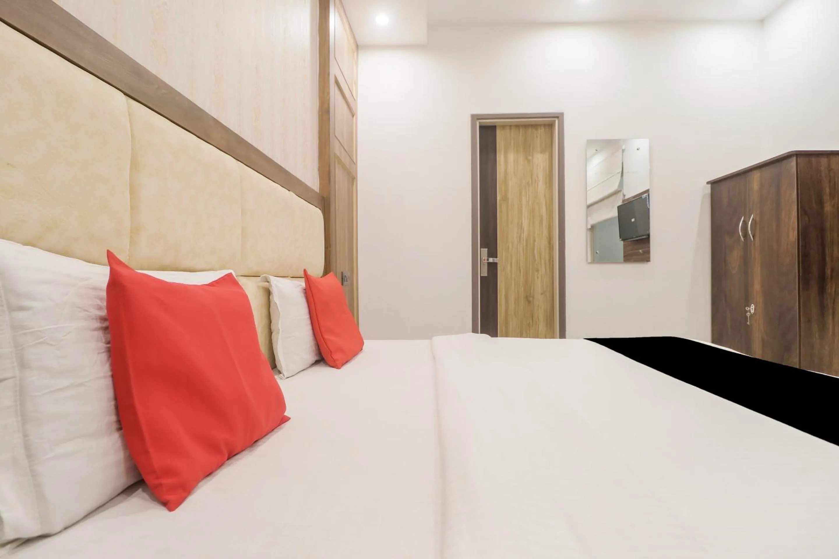 Bedroom in Hotel O Citywalk