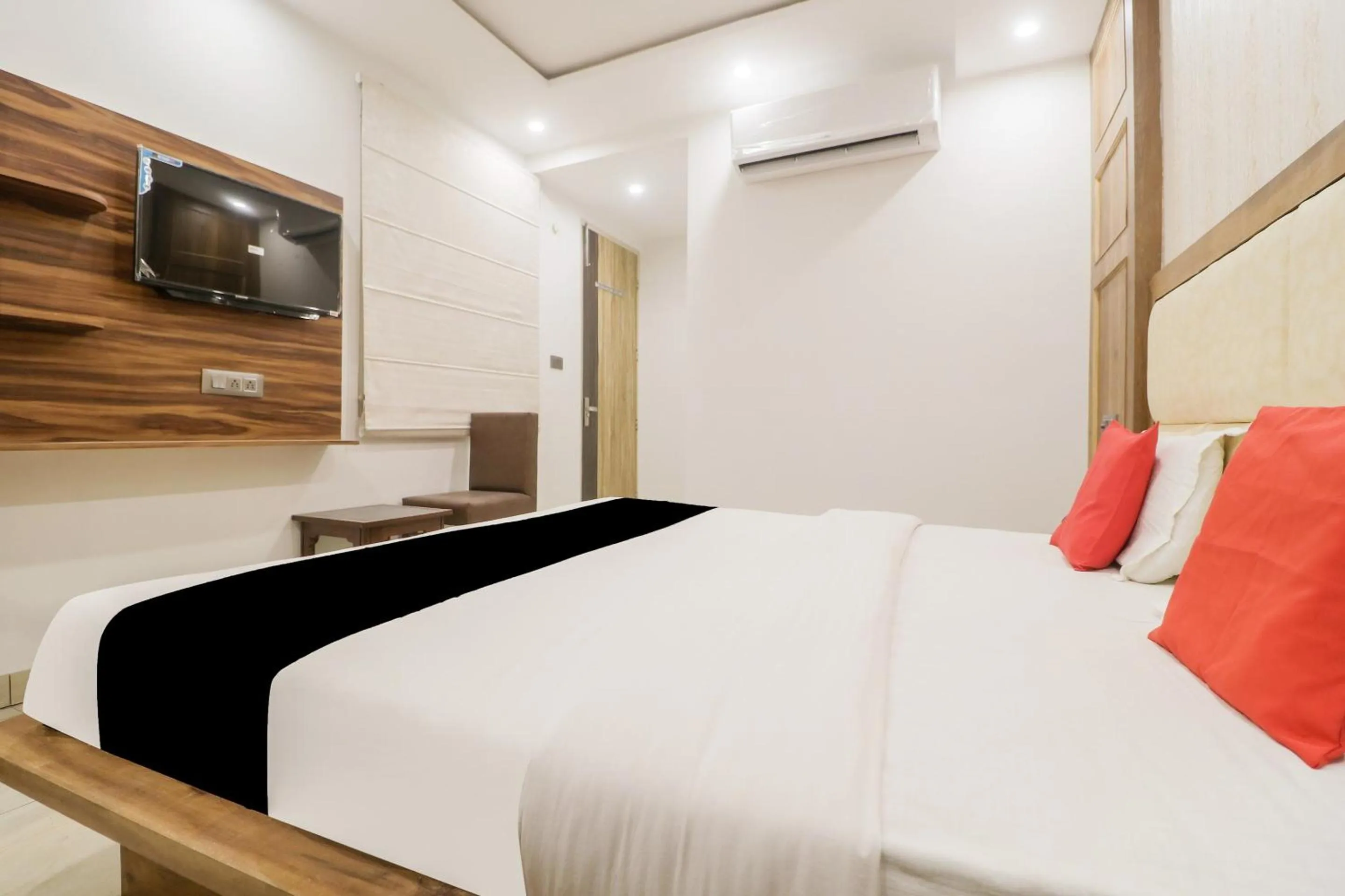 Bedroom in Hotel O Citywalk