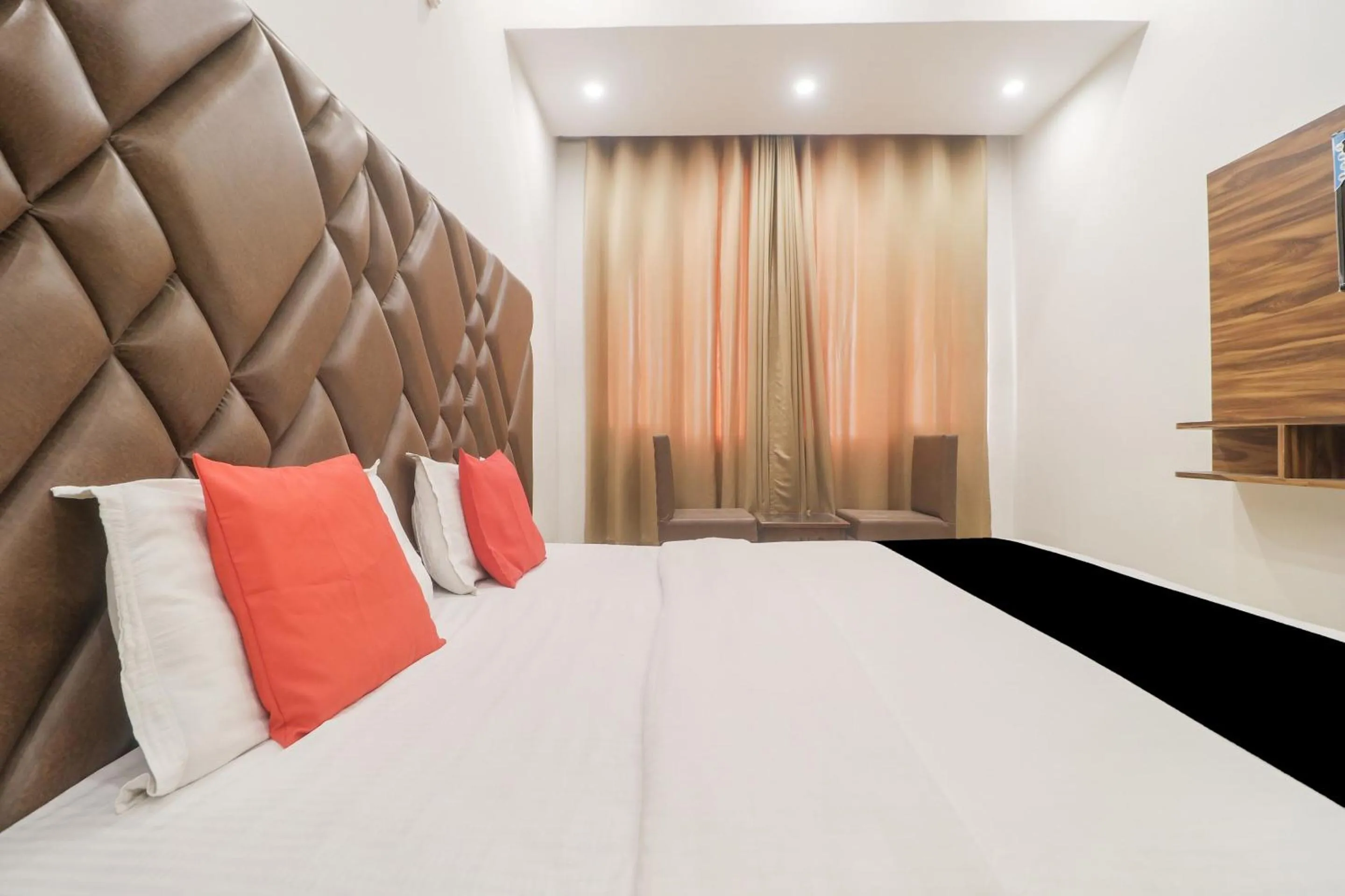 Bedroom in Hotel O Citywalk