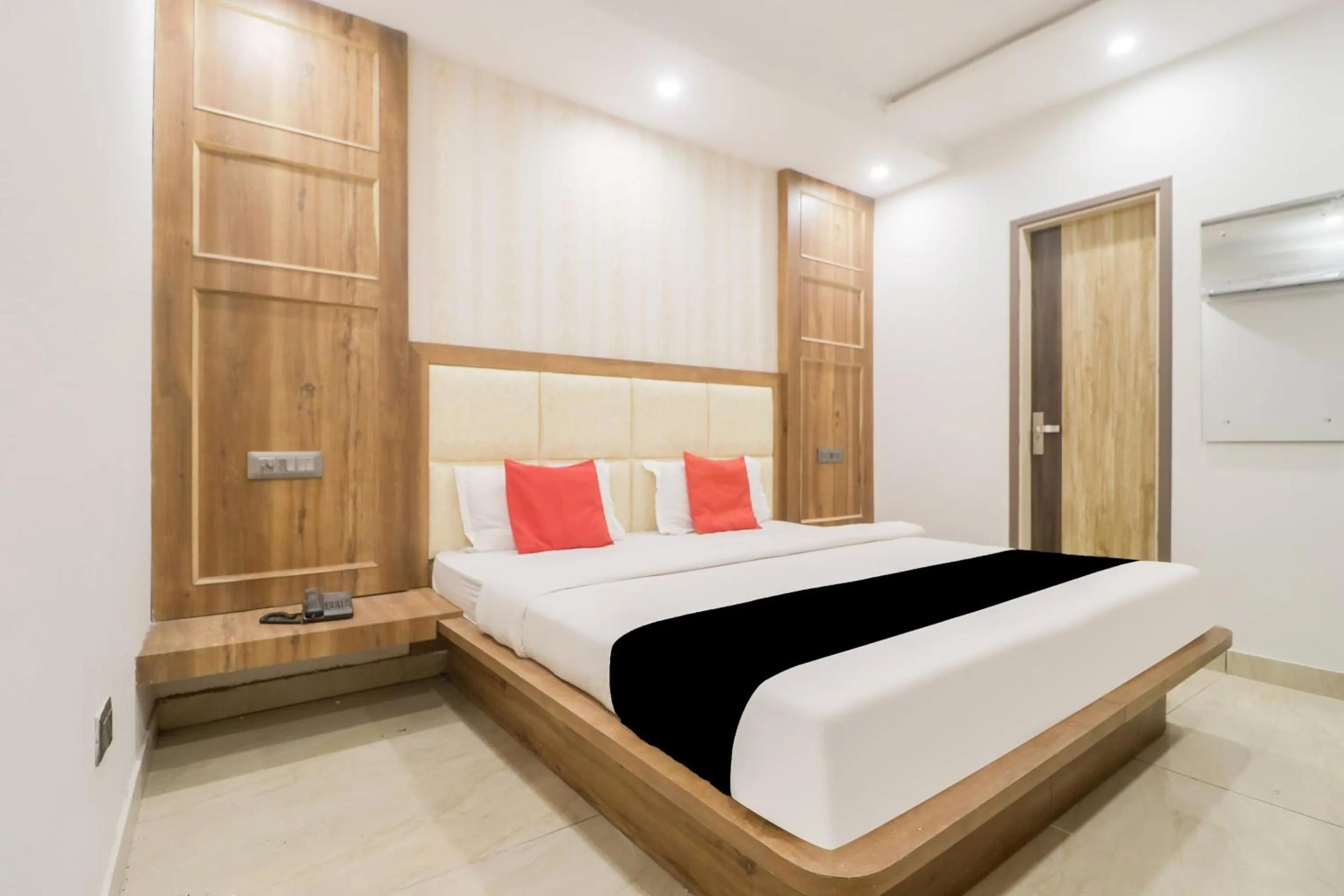 Bedroom in Hotel O Citywalk