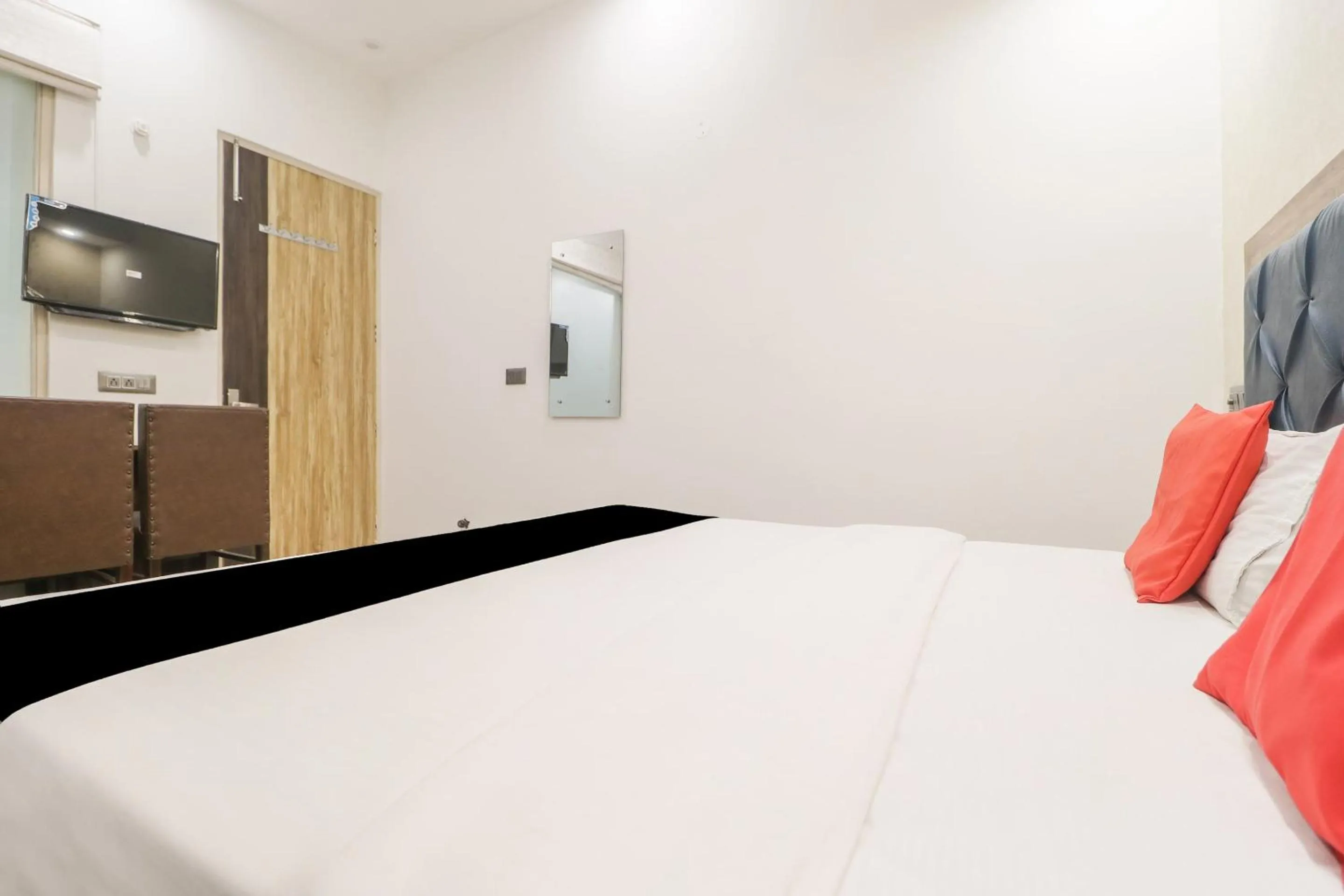 Bedroom in Hotel O Citywalk