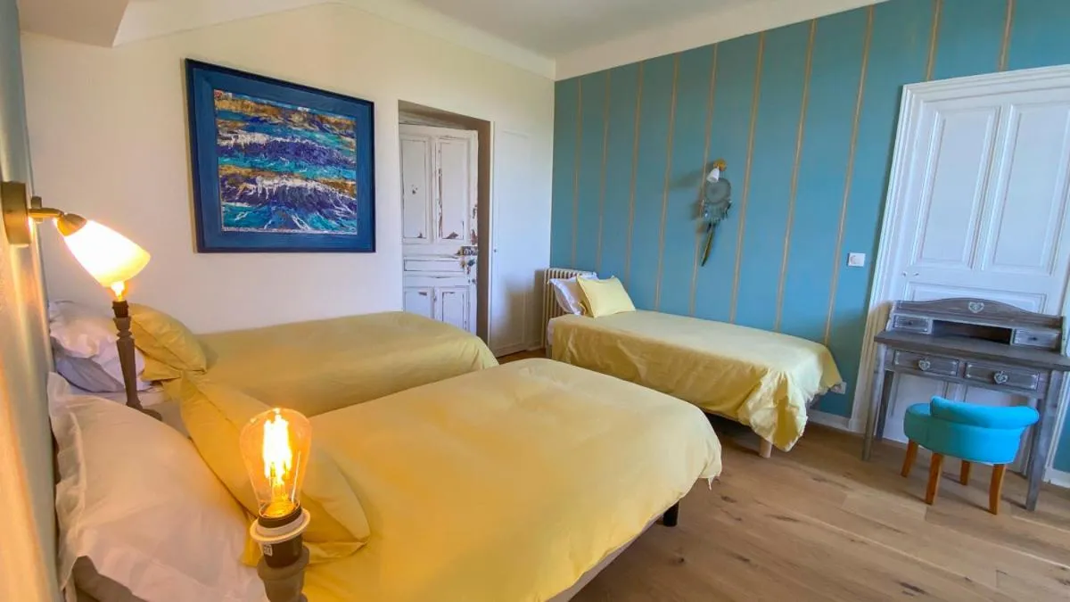 Bed in Villa AJNA Bayonne