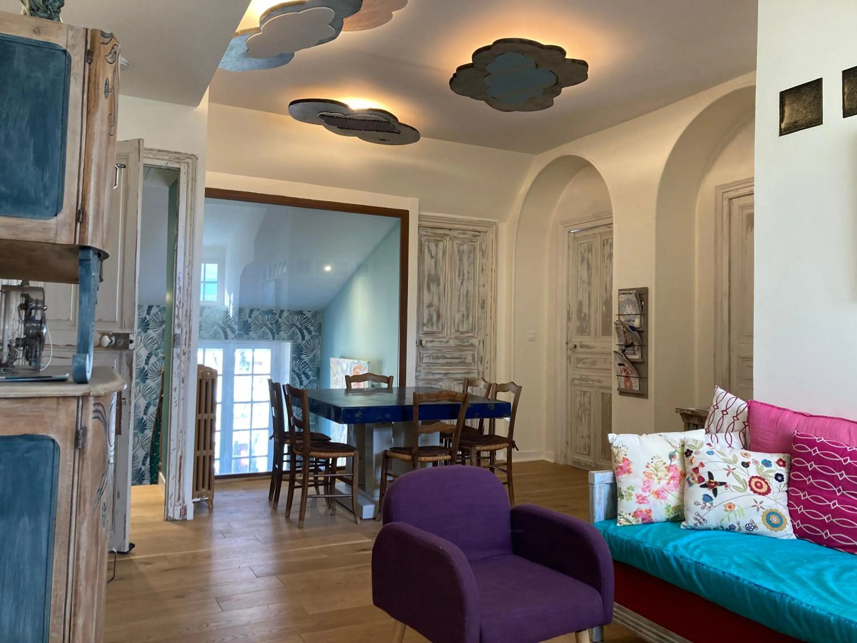 Communal lounge/ TV room in Villa AJNA Bayonne