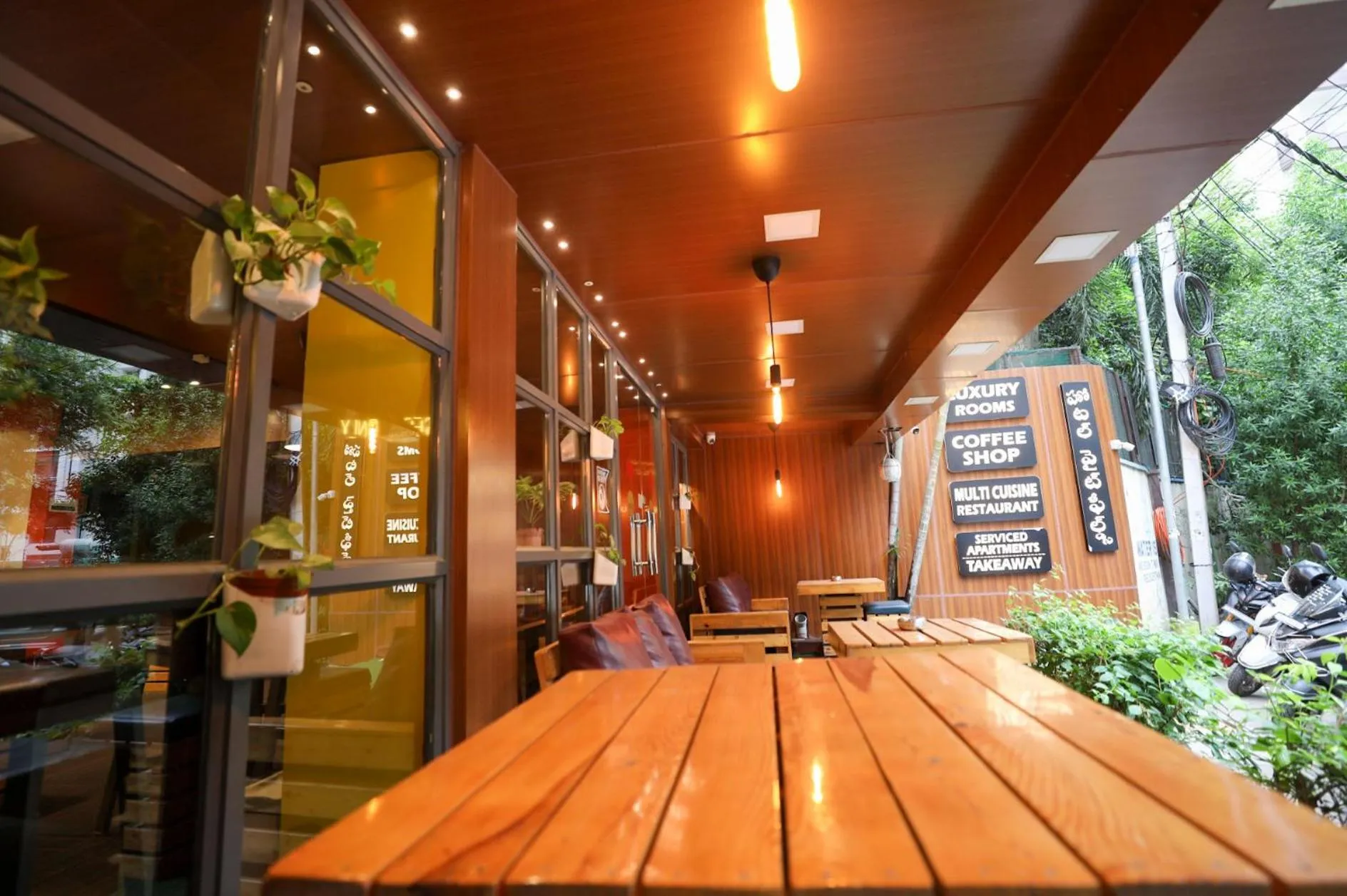 Restaurant/places to eat in Hotel White Fields Hitec City, Hyderabad