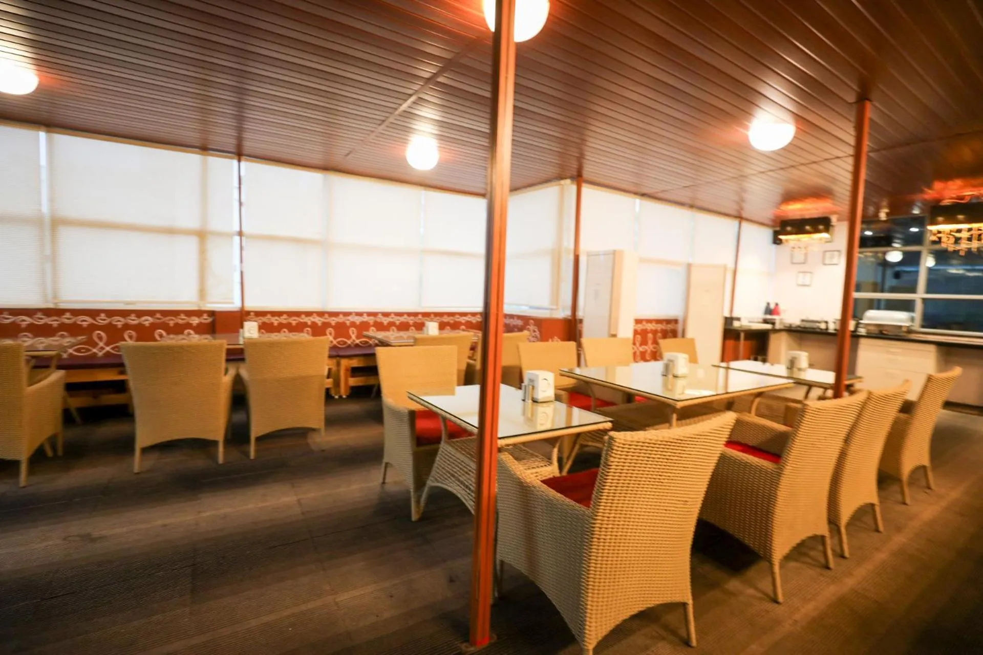 Restaurant/places to eat in Hotel White Fields Hitec City, Hyderabad