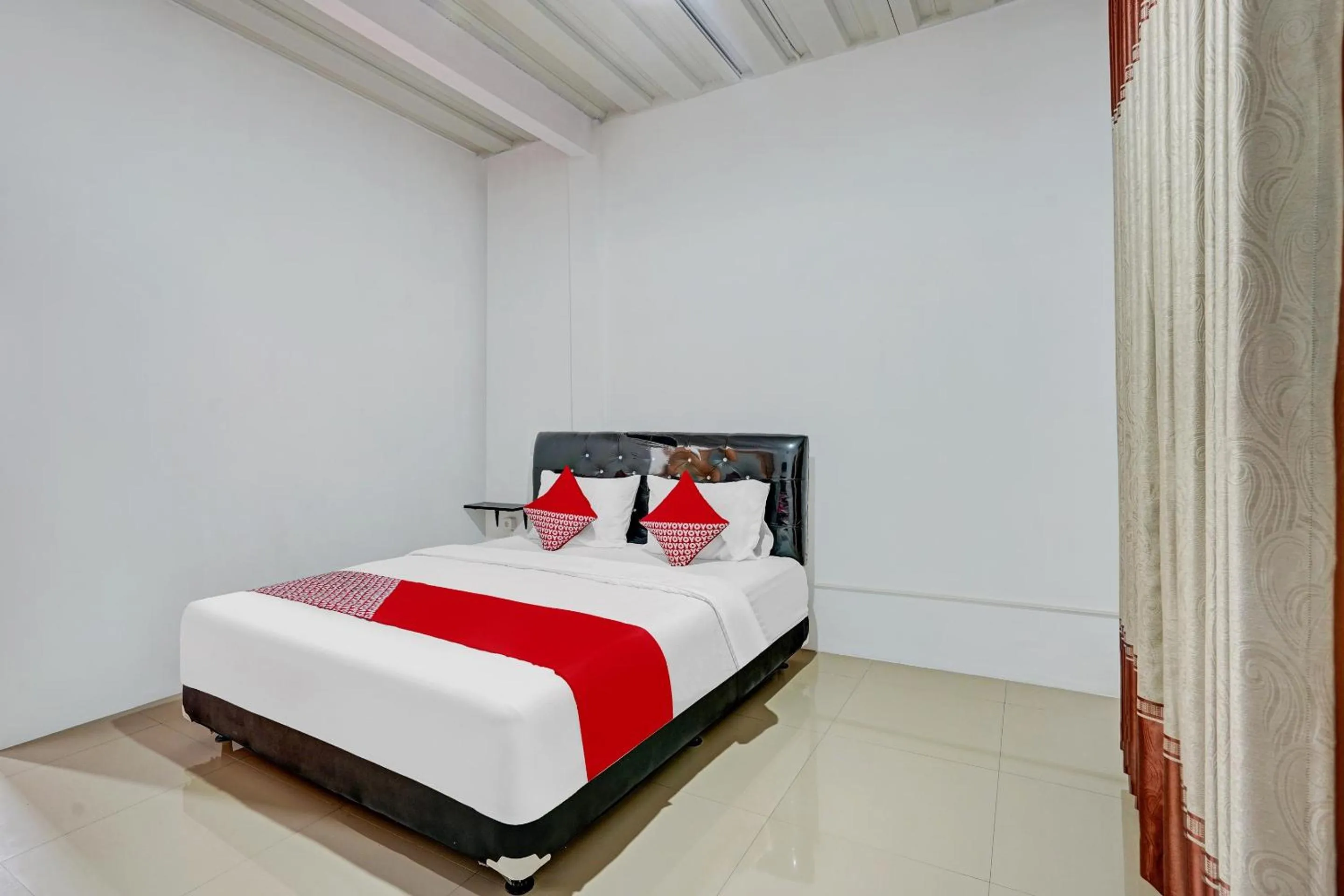Bedroom, Bed in OYO Life 90678 Omah Kulo Guest House