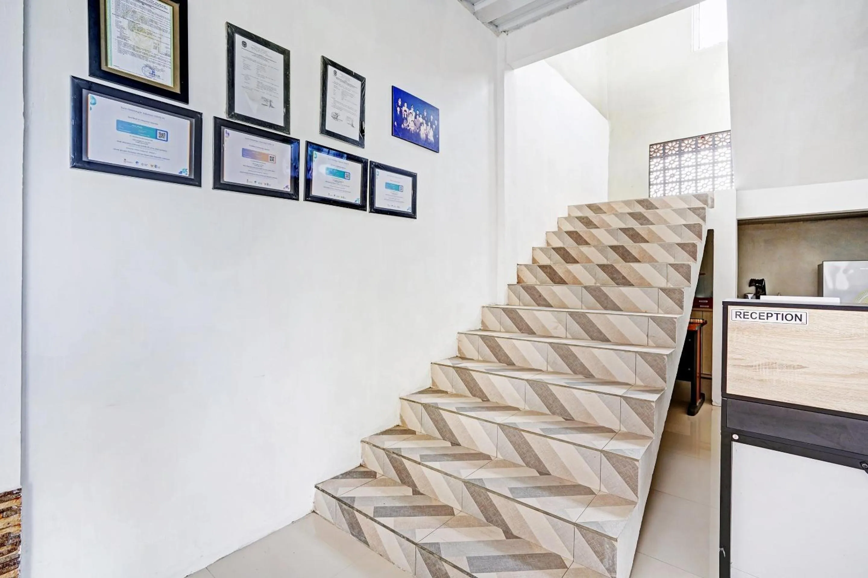 Lobby or reception in OYO Life 90678 Omah Kulo Guest House