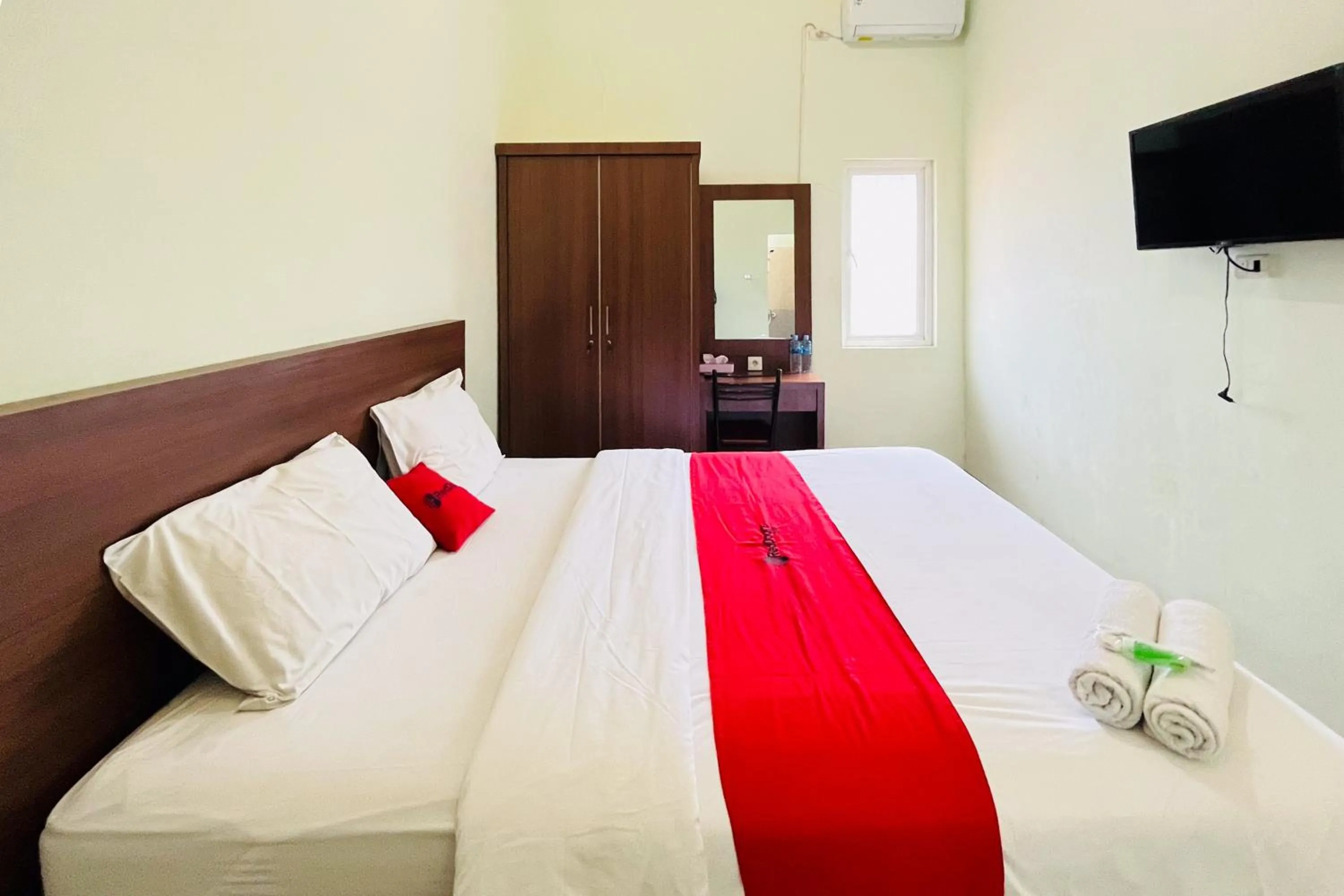 Bed in RedDoorz At Teratai Homestay Medan Amplas