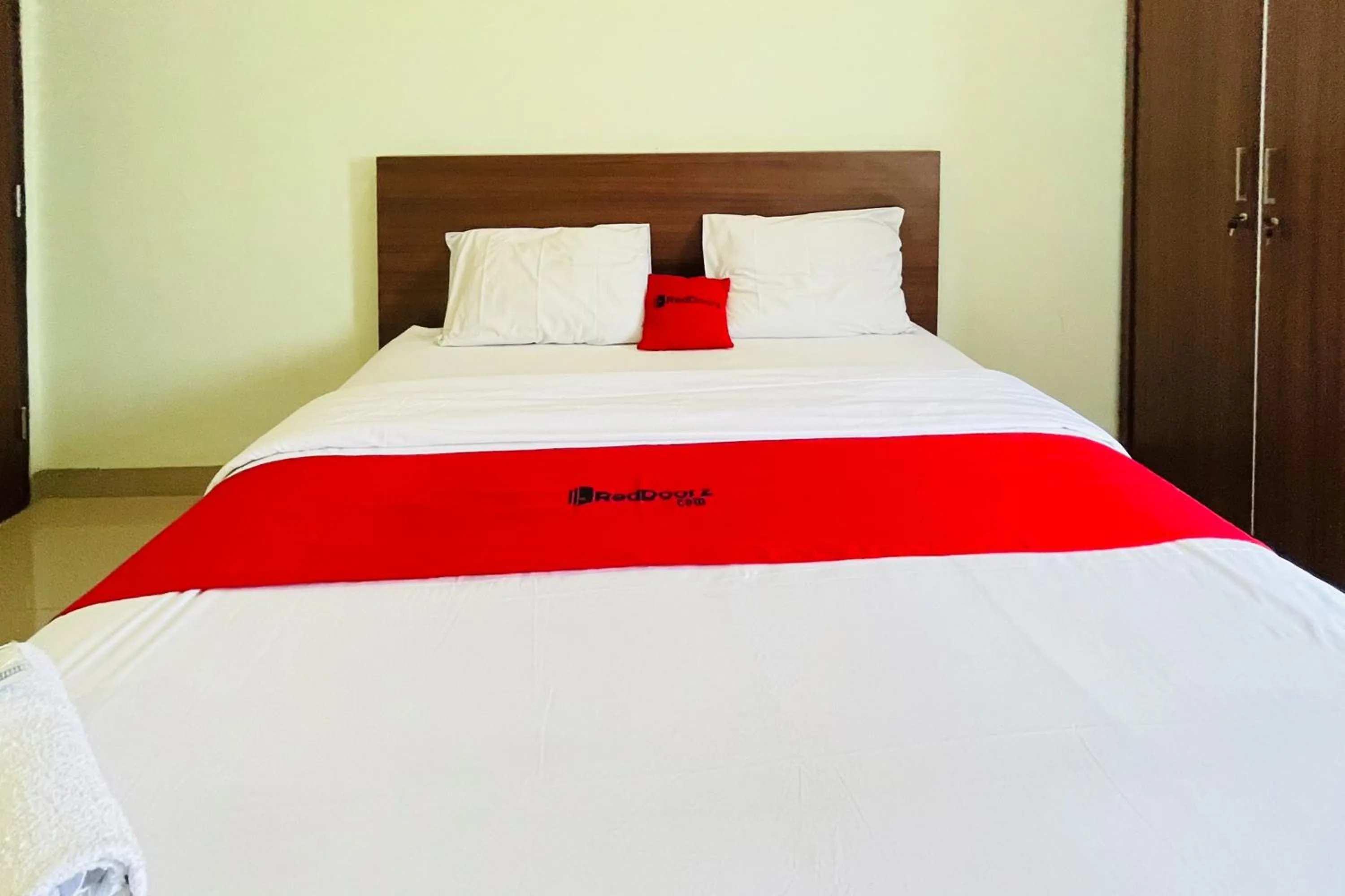 Bed in RedDoorz At Teratai Homestay Medan Amplas