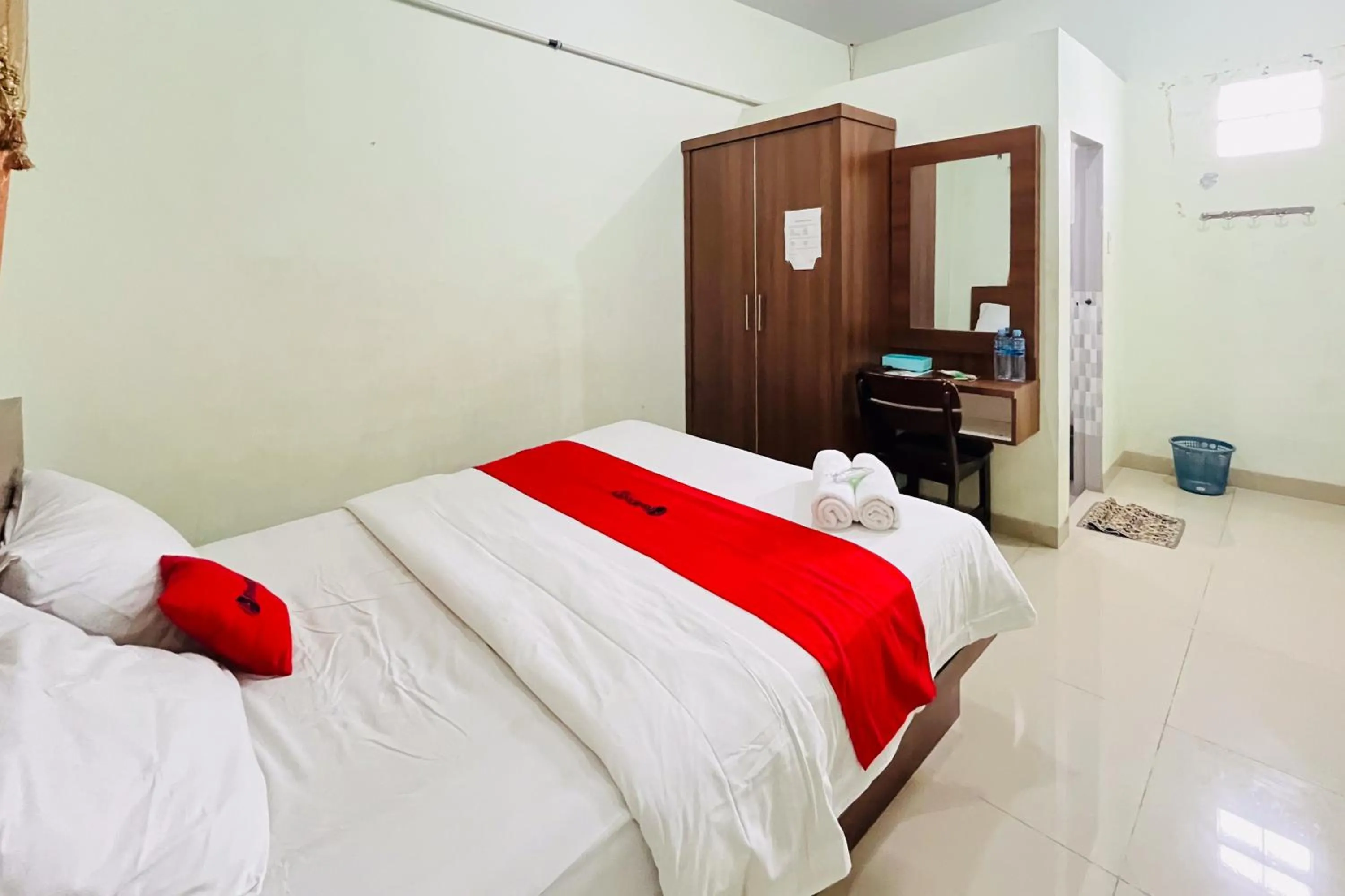 Bed in RedDoorz At Teratai Homestay Medan Amplas