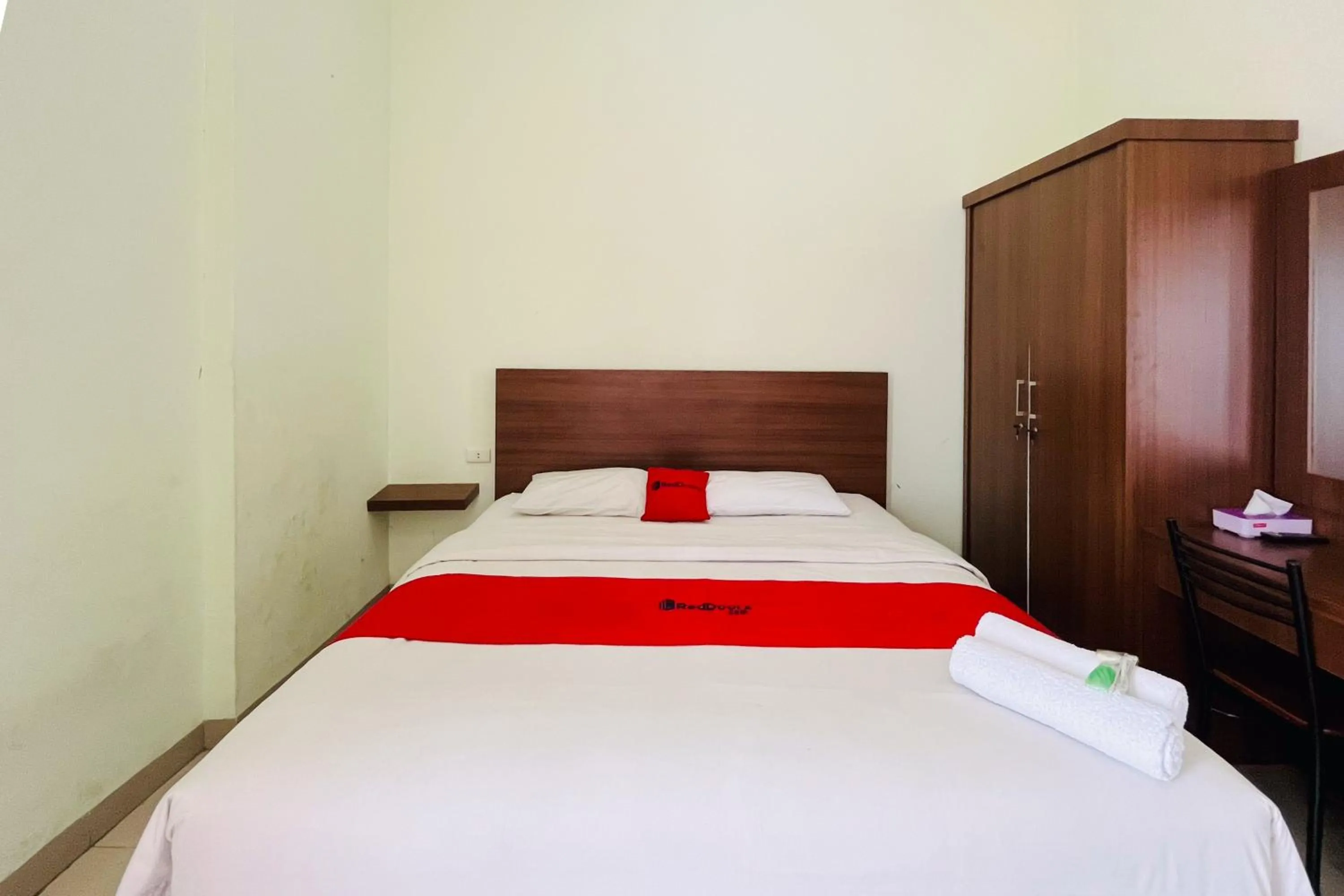 Bed in RedDoorz At Teratai Homestay Medan Amplas
