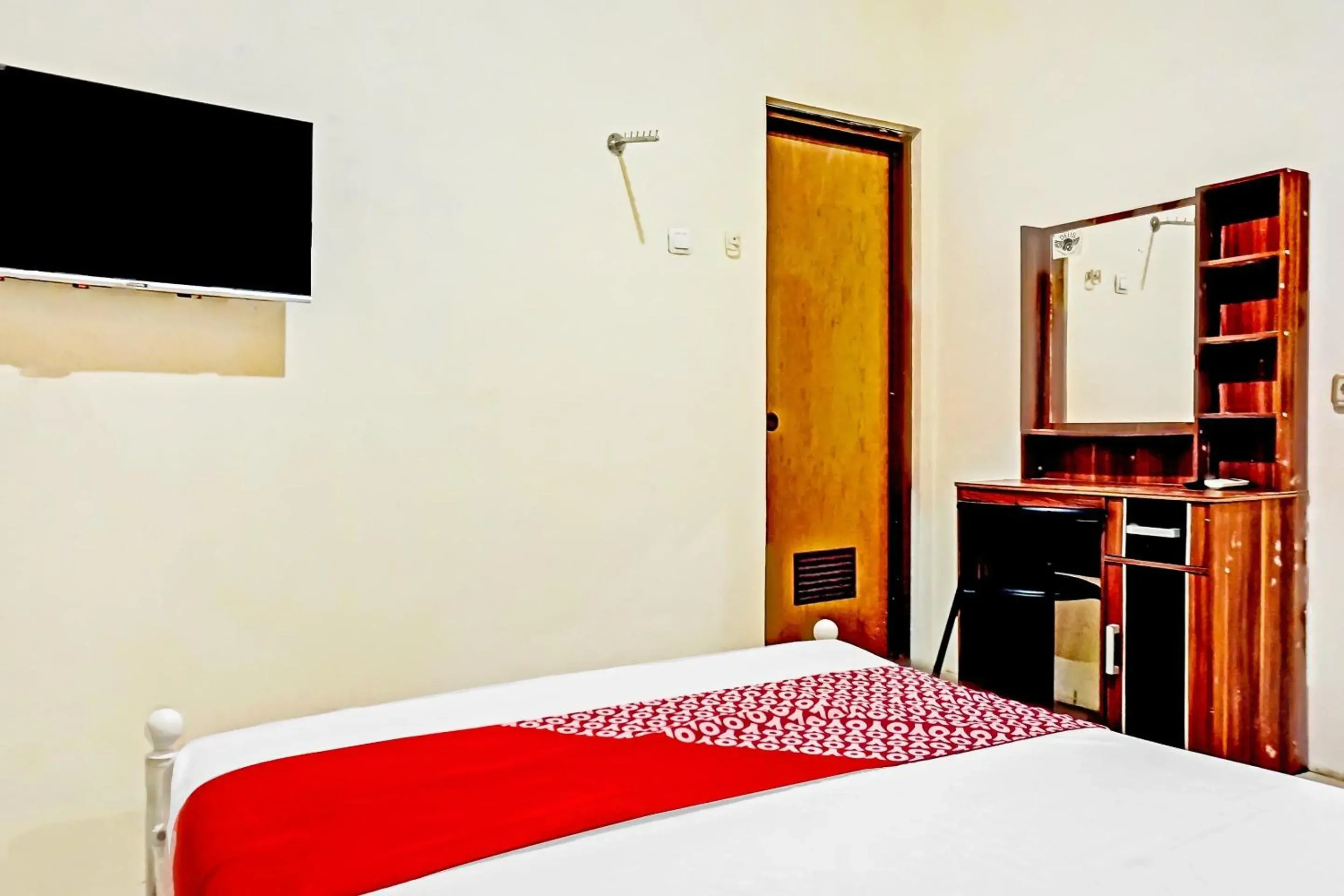 Bedroom, Bed in Hotel O Lily House Bedroom, Bed in Hotel O Lily House