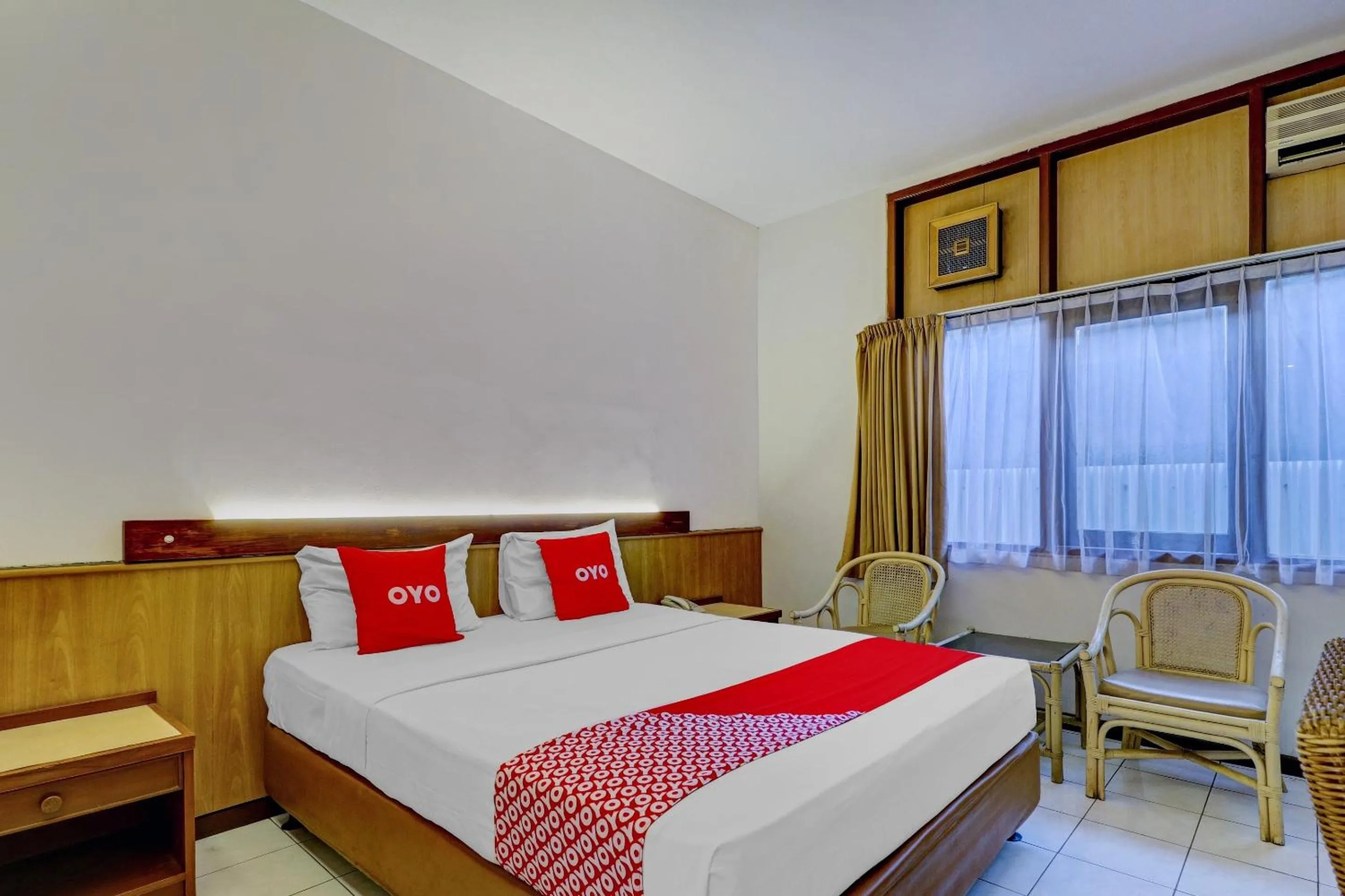 Bedroom, Bed in Collection O Riau Near Trans Studio Bandung Formerly Asteria Hotel