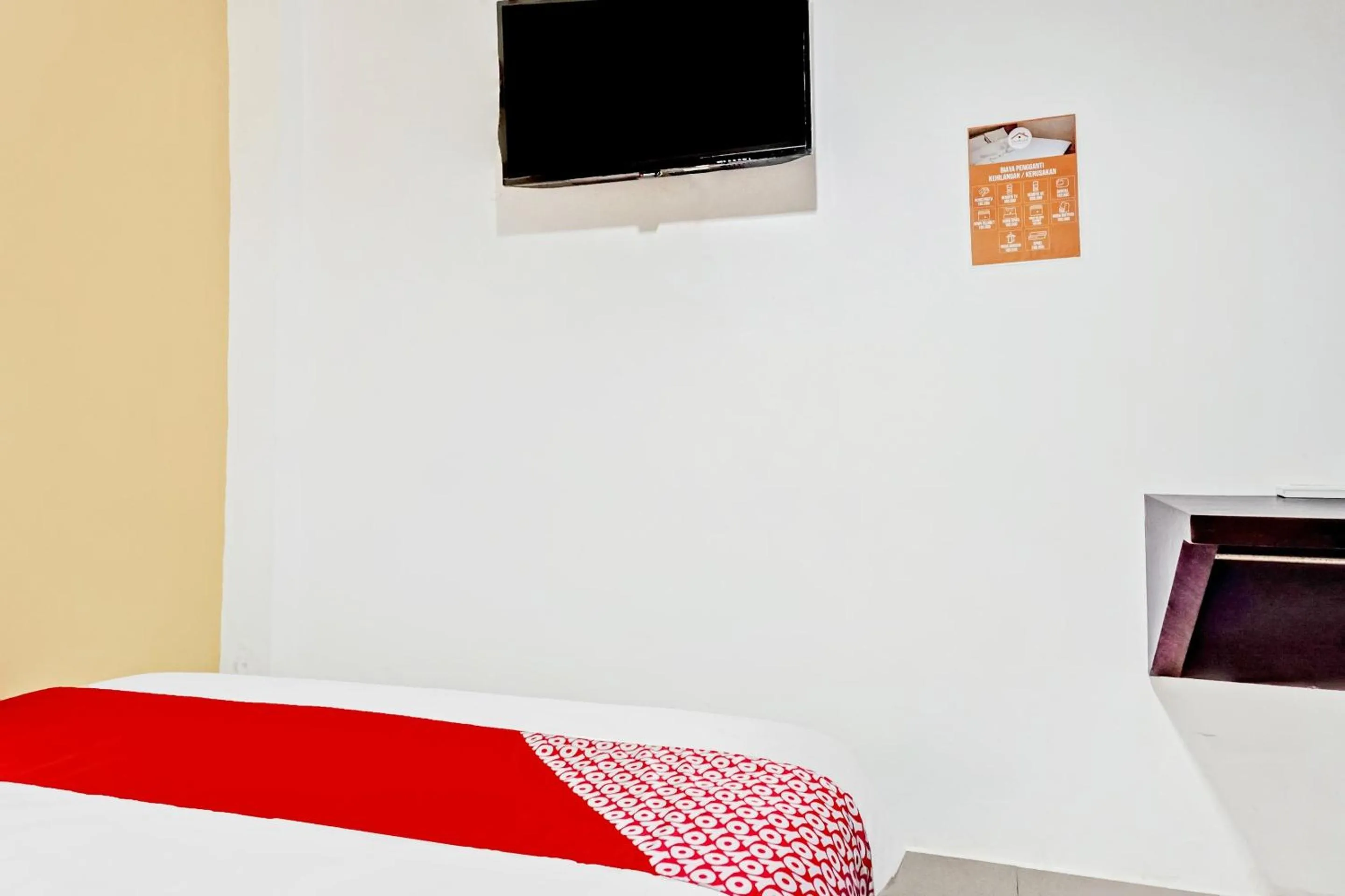 Bedroom, Bed in Hotel O Point Hostel