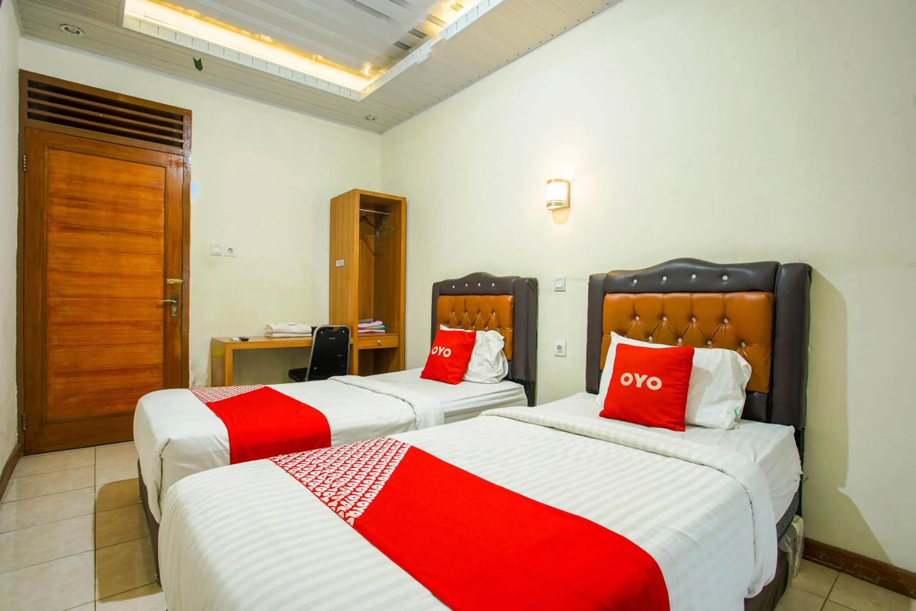 Bedroom, Bed in Capital O 90643 Suri Guest House Syariah