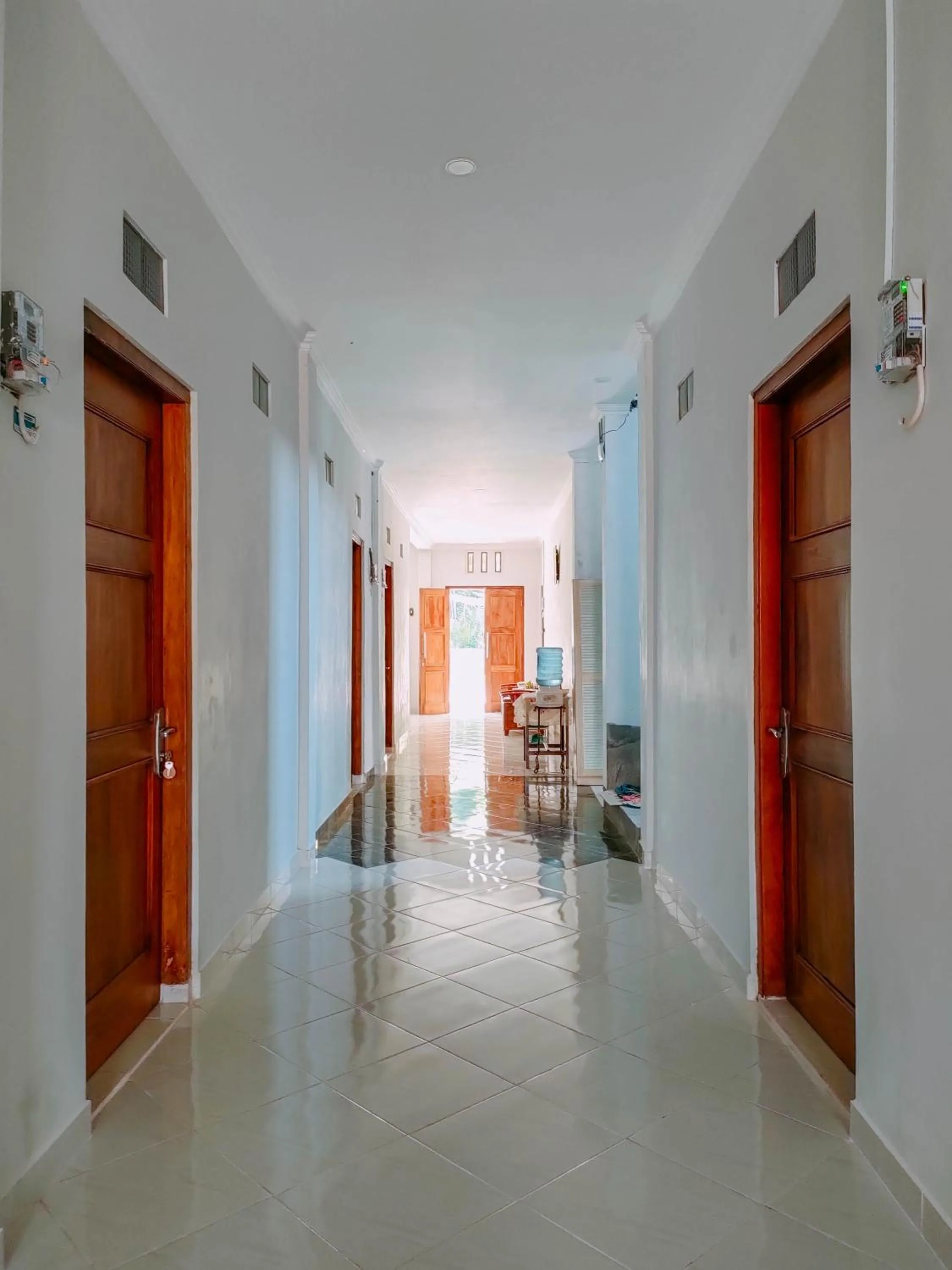 RedDoorz at Omah Candi Sari near Airport YIA