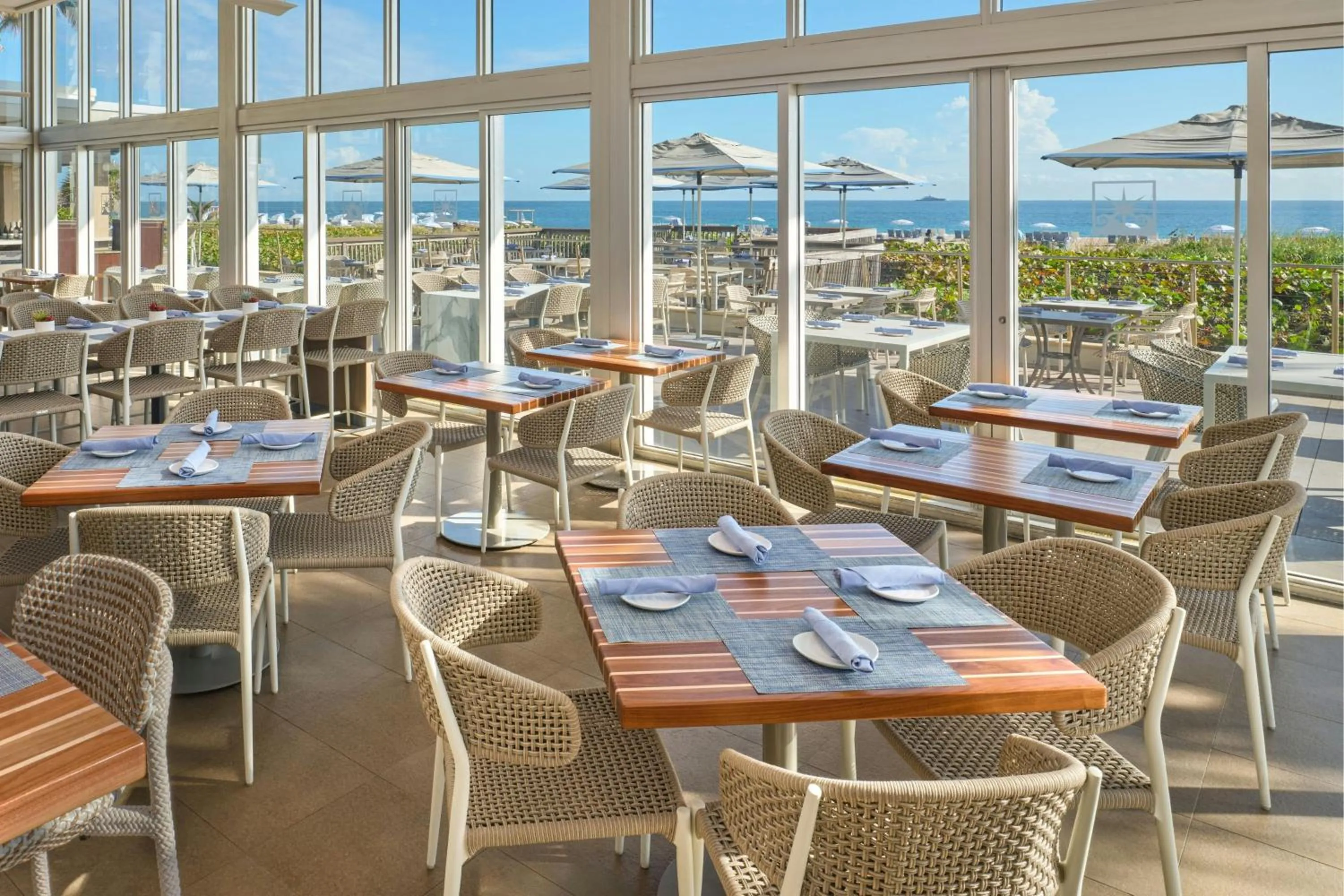 Restaurant/places to eat in Fort Lauderdale Marriott Harbor Beach Resort & Spa