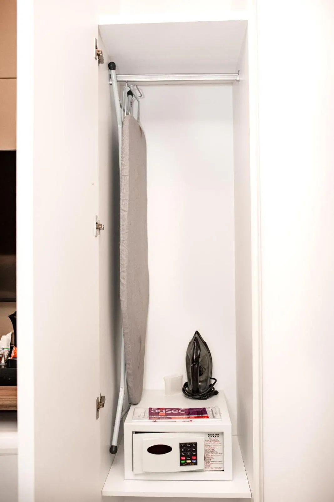 safe in Hilton Garden Inn Belo Horizonte Lourdes