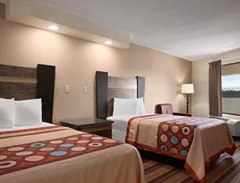 Bedroom, Bed in Super 8 by Wyndham Rahway/Newark