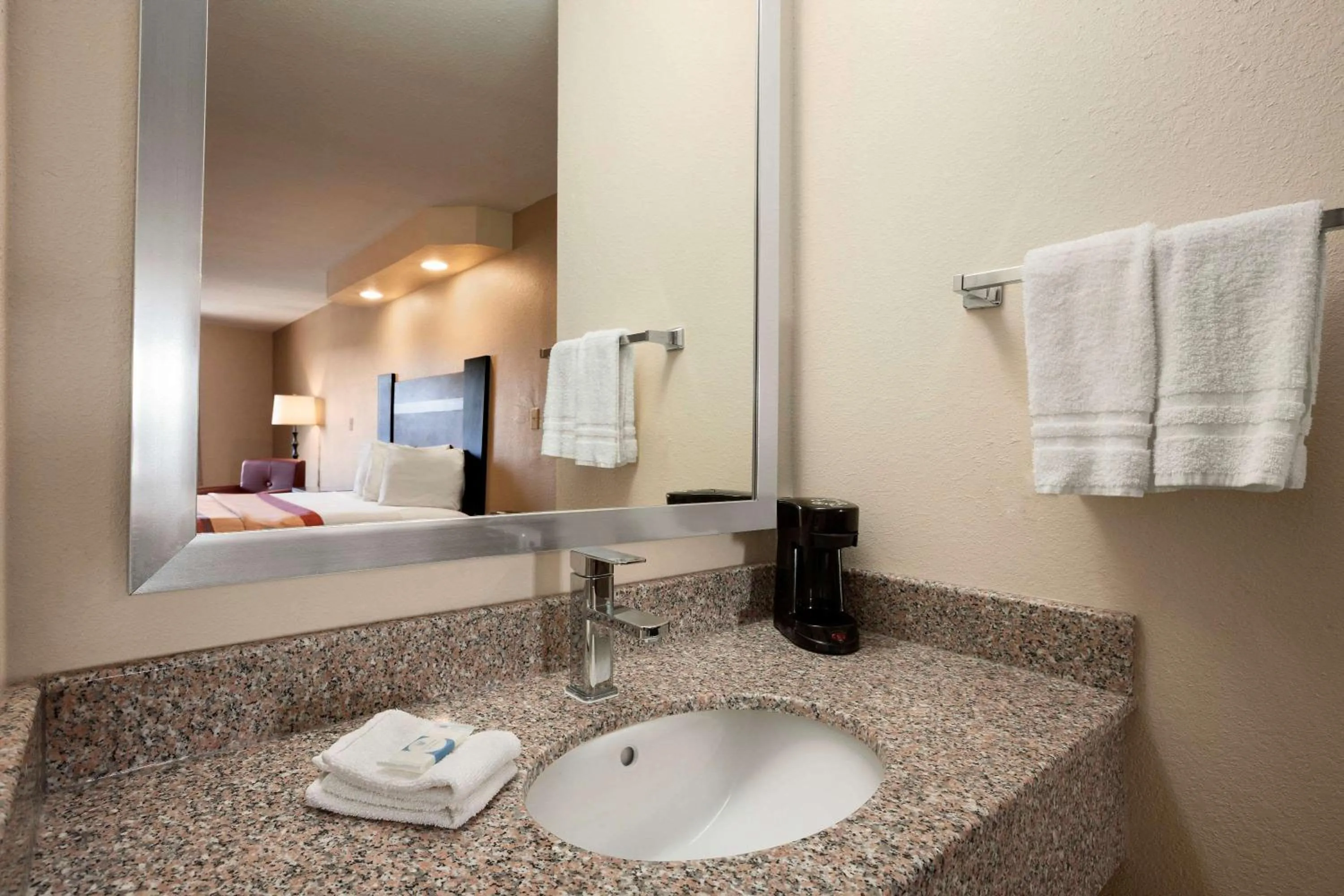 Bathroom in Super 8 by Wyndham Rahway/Newark
