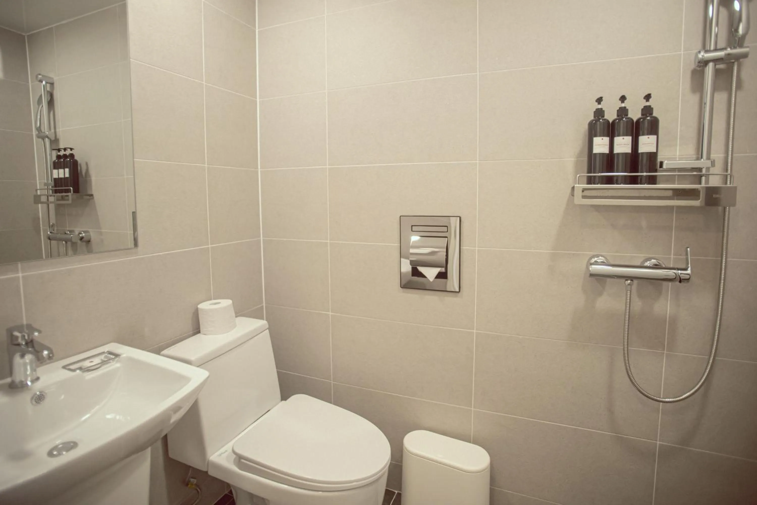 Bathroom in Kenny Stay Busan Gijang