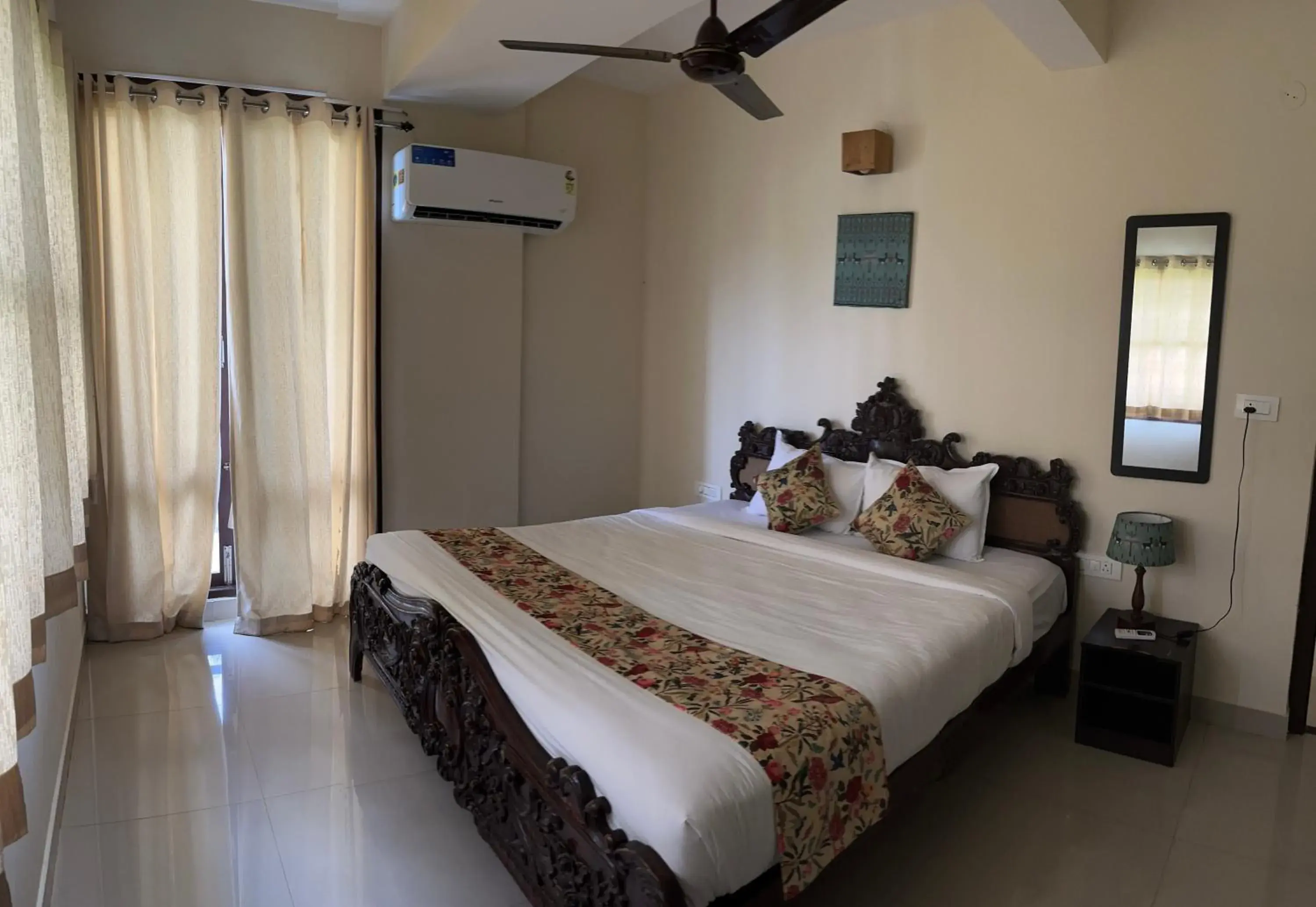 Bedroom, Bed in SAFARI QUEST Bedroom, Bed in SAFARI QUEST