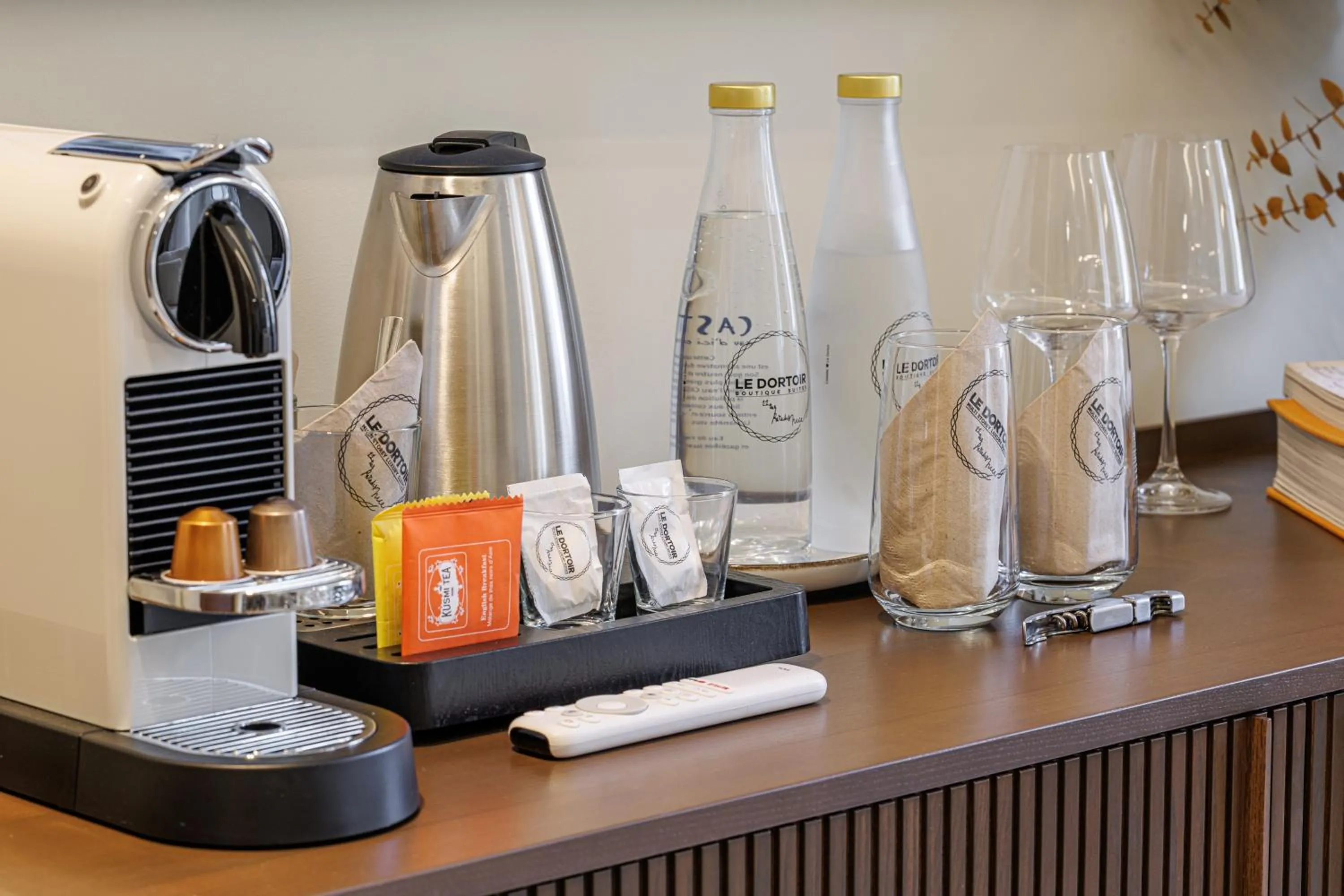 Coffee/tea facilities in Le Dortoir Boutique Suites