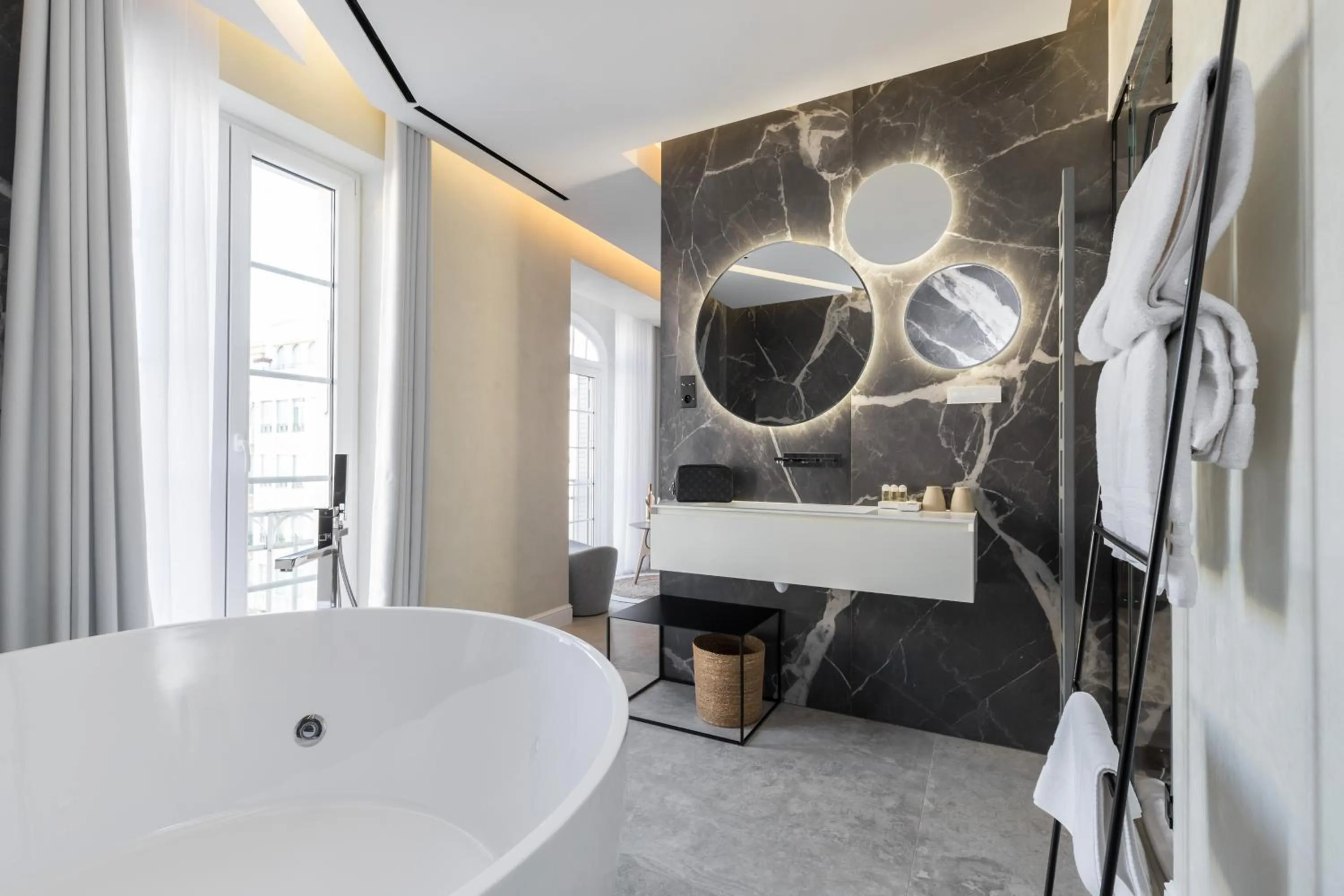 Bathroom in Le Dortoir Boutique Suites