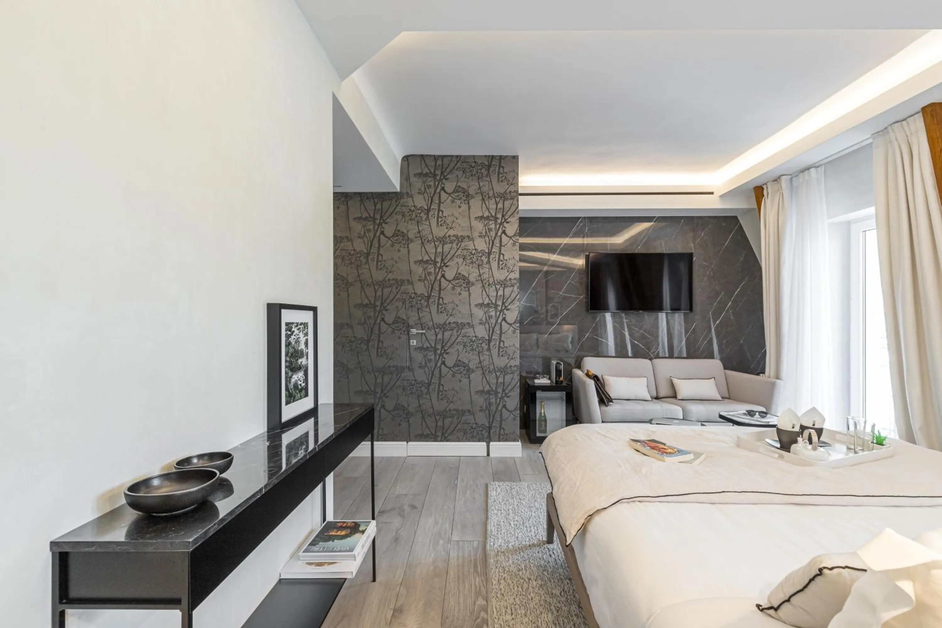 TV and multimedia, Bed in Le Dortoir Boutique Suites