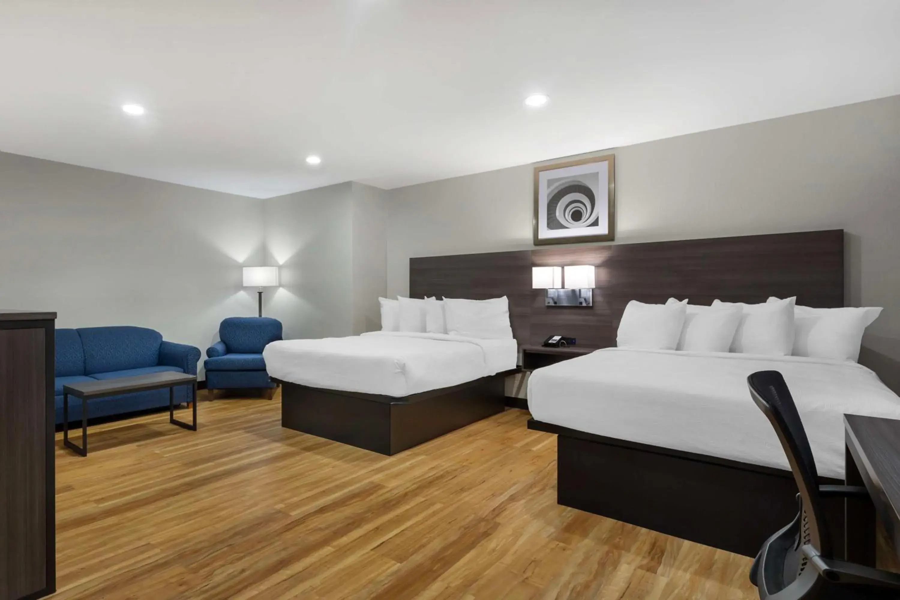 Bedroom, Bed in Best Western Mystic Hotel Bedroom, Bed in Best Western Mystic Hotel