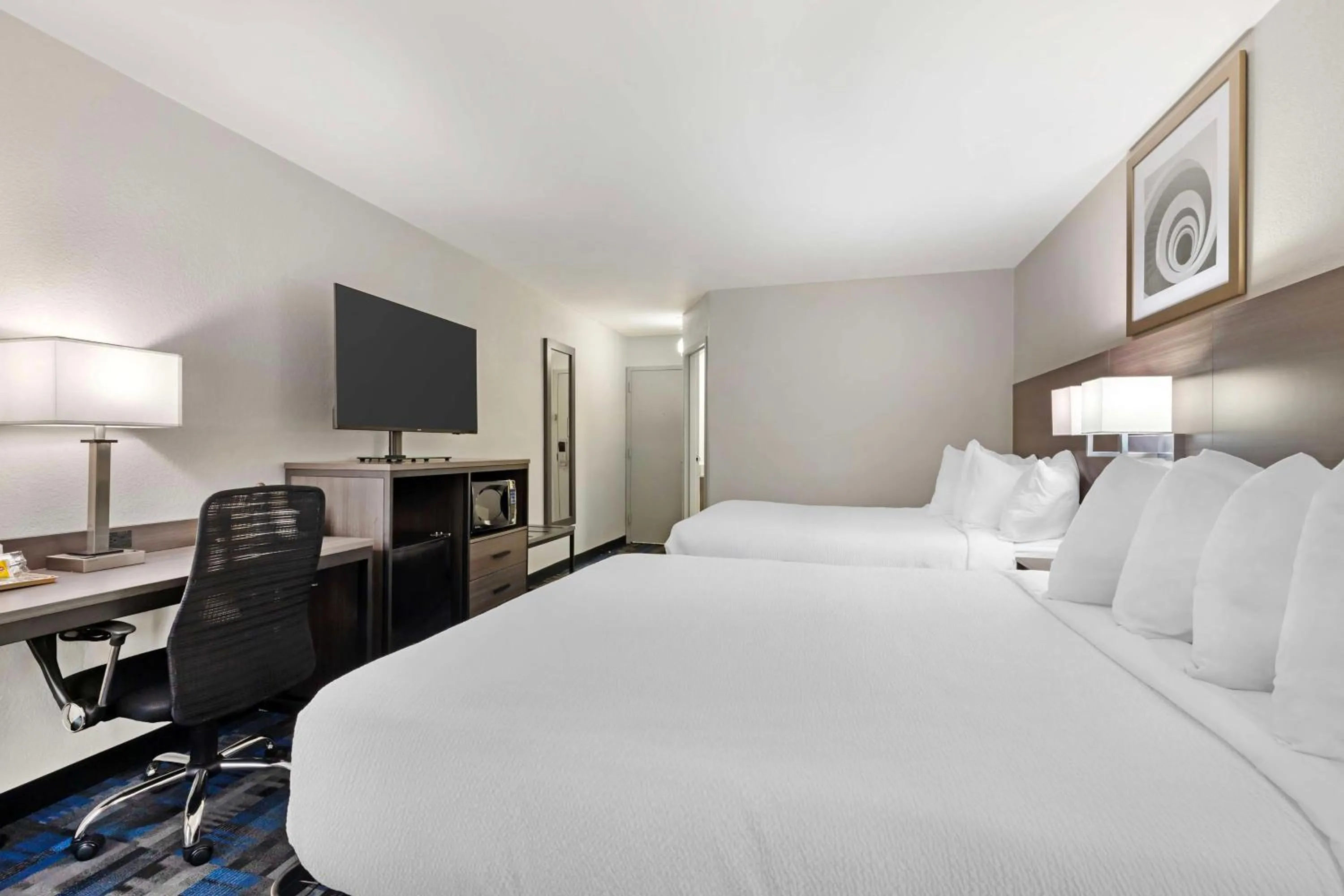 Bedroom, Bed in Best Western Mystic Hotel