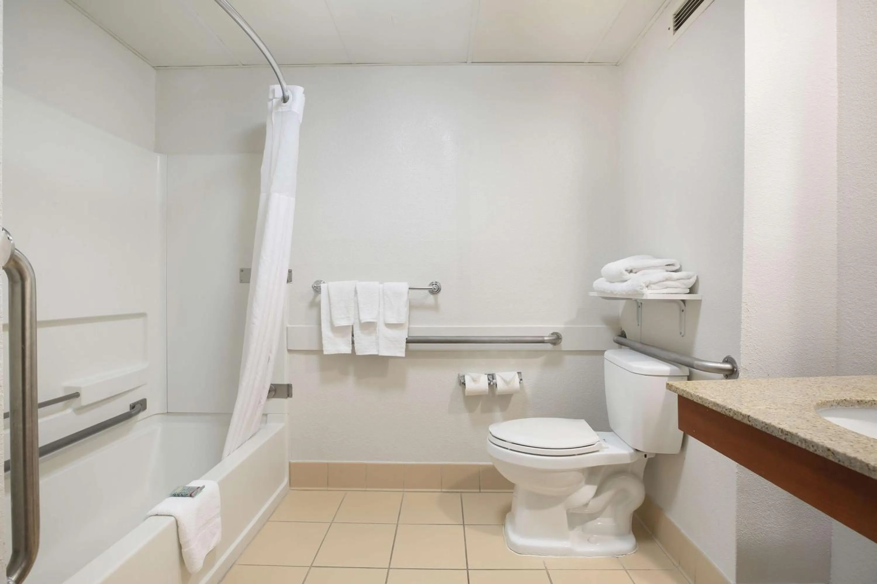 Bathroom in Best Western Mystic Hotel