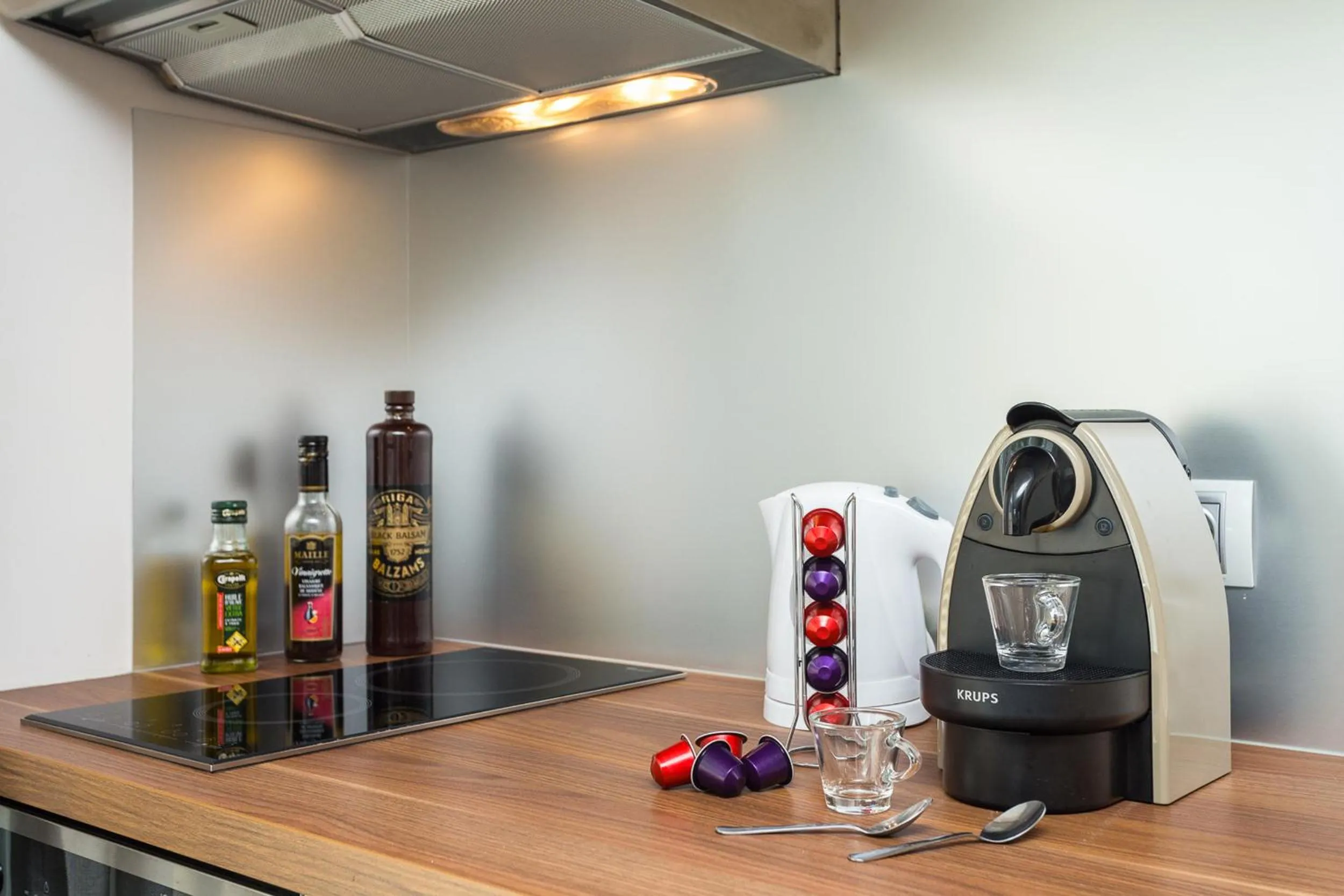 Coffee/tea facilities in Villa Velvet